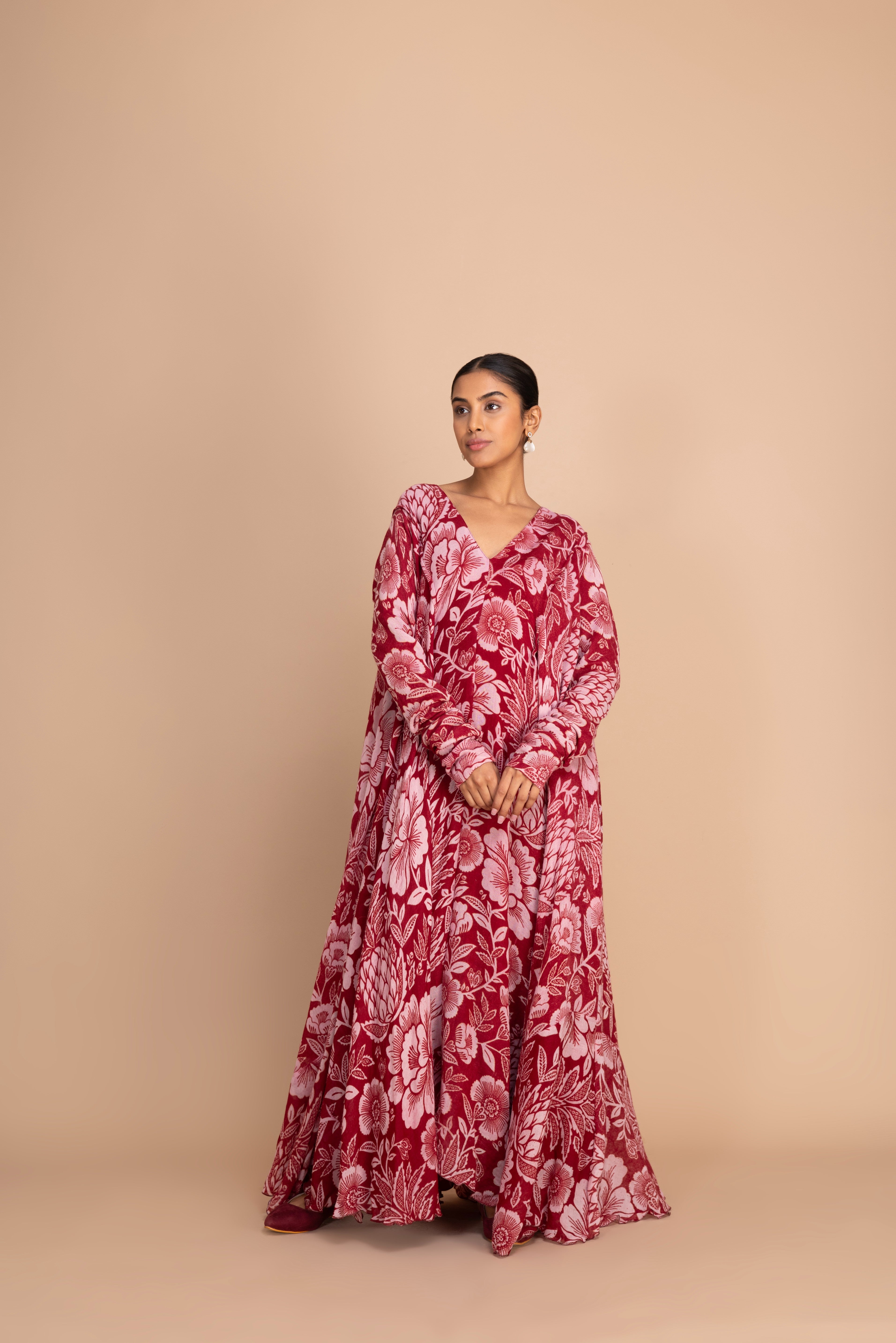 WOOL 1 VNECK 8C PERSIAN
