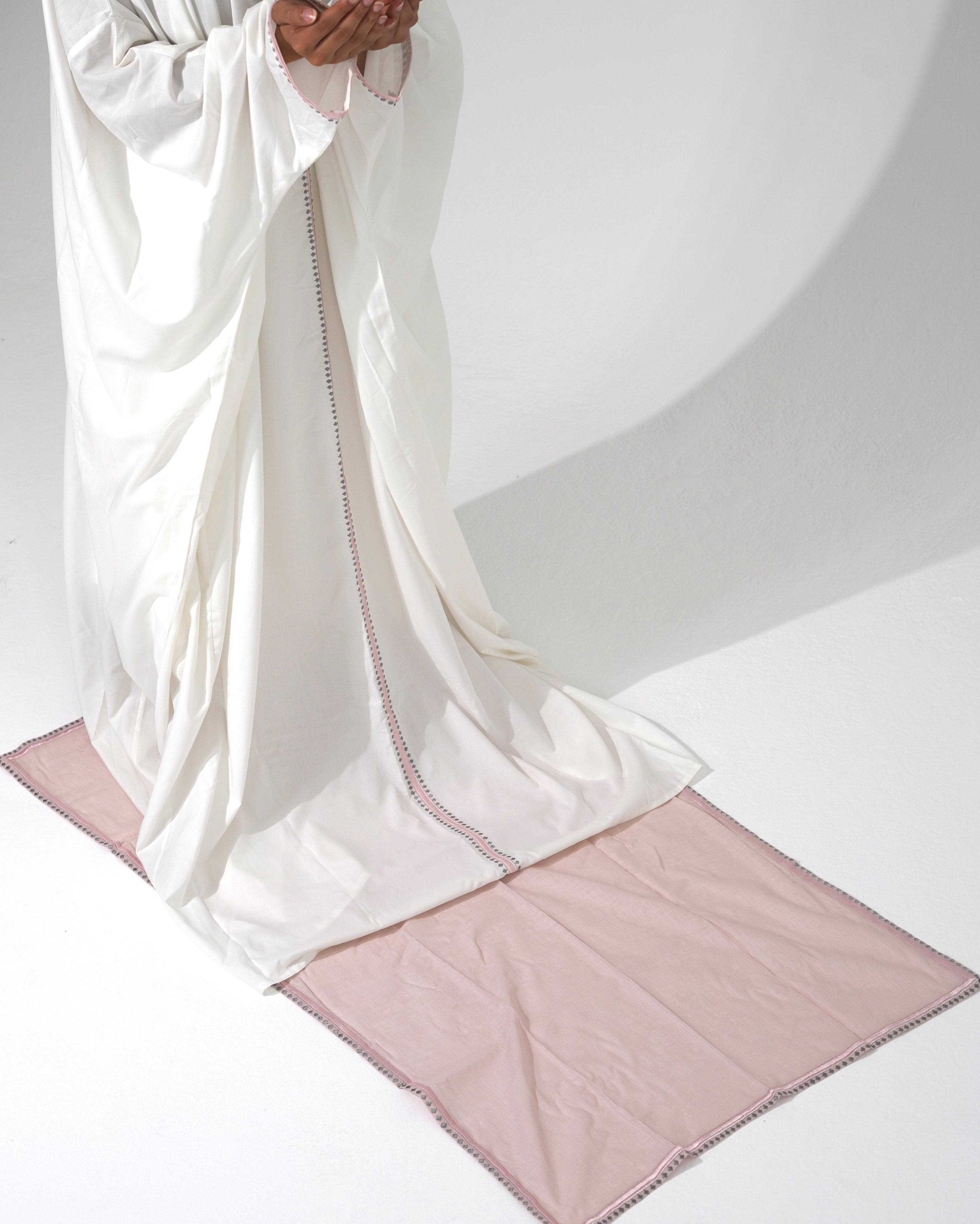 Ladies Traveler Prayer Set with Linen Mat