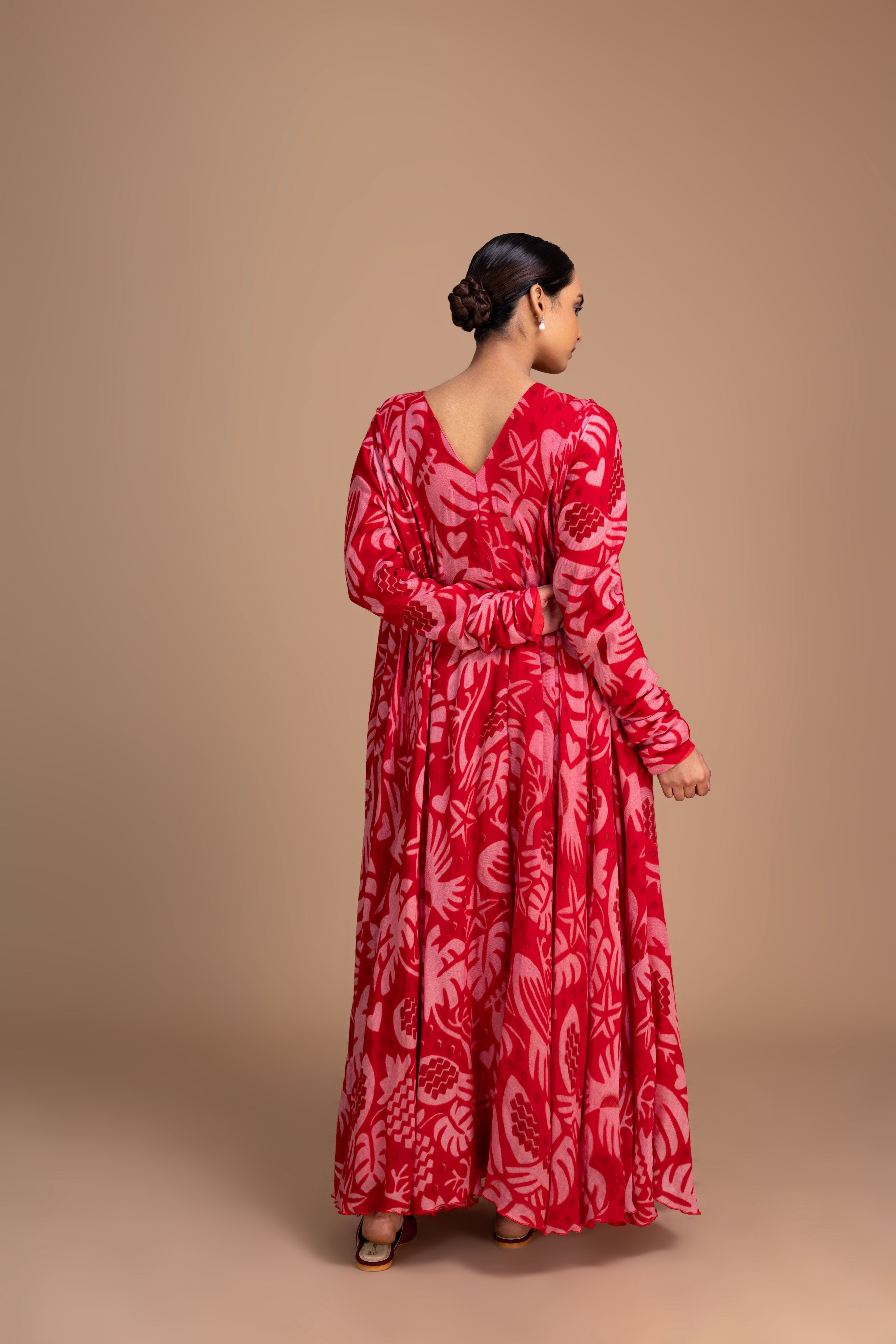 WOOL 1 VNECK 13A PERSIAN