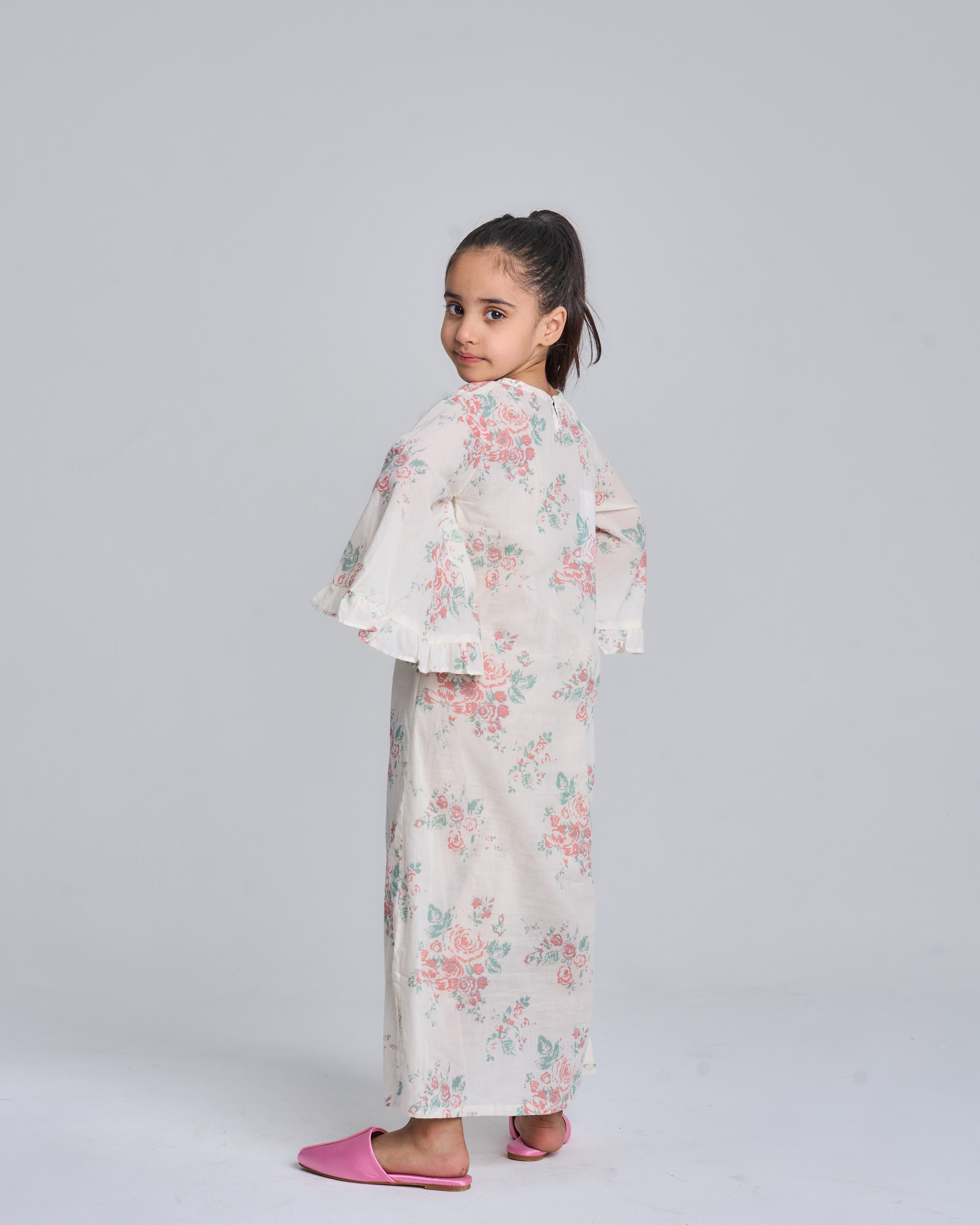 Kids 5 Wide Ruffles 12A SAHARA