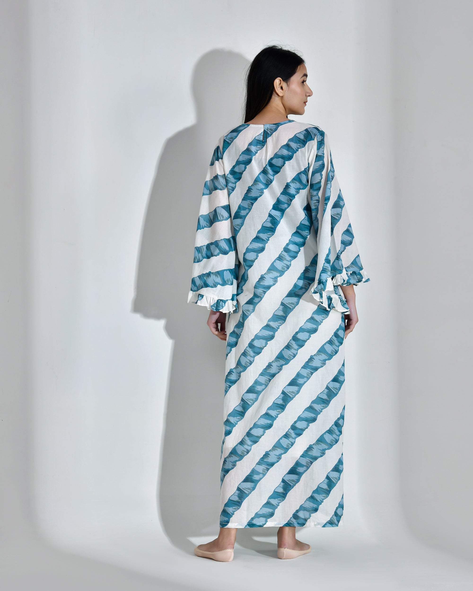 13 wide ruffles 5B SAHARA