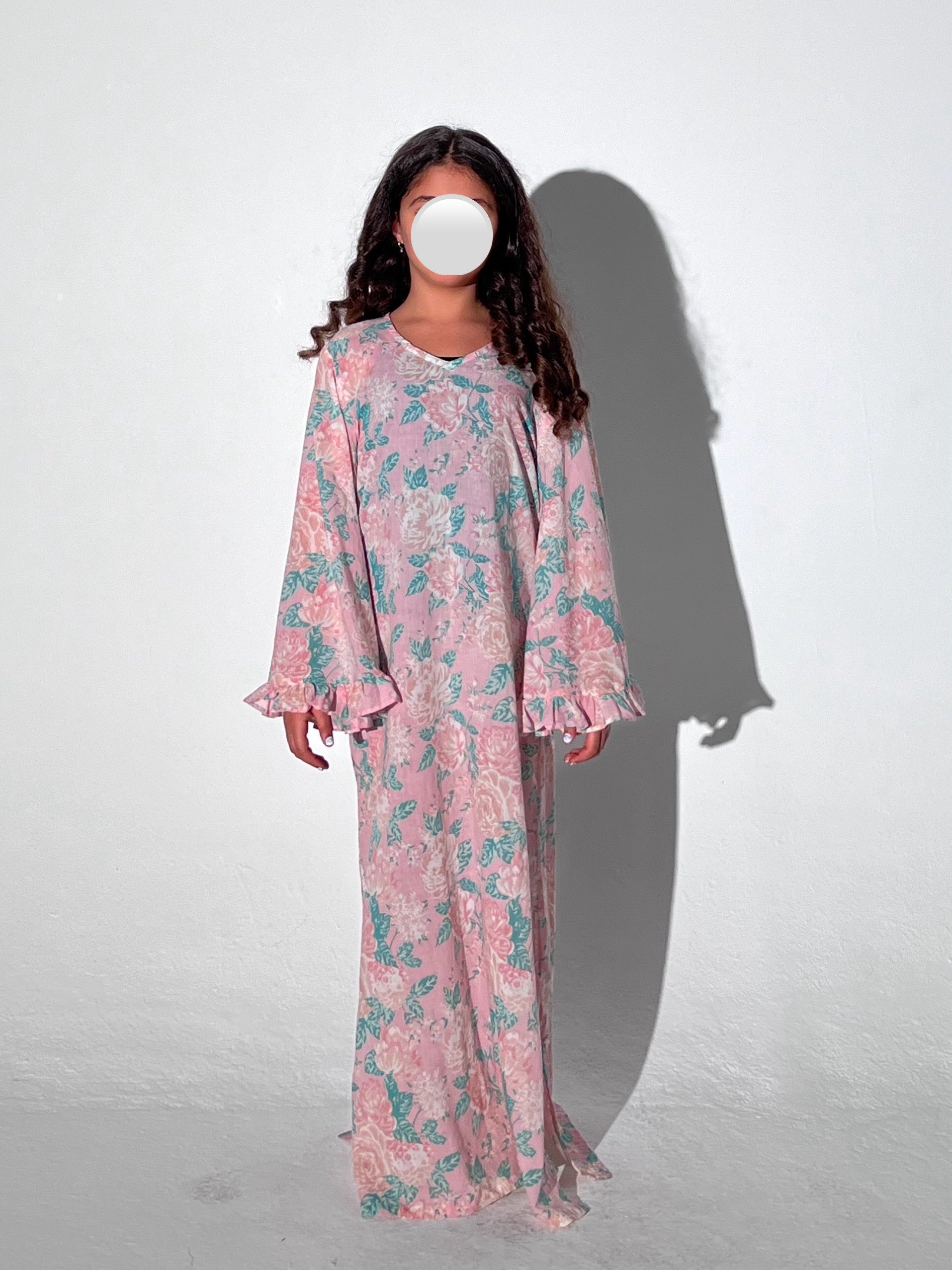 Kids 5 Wide Ruffles 1B SAHARA