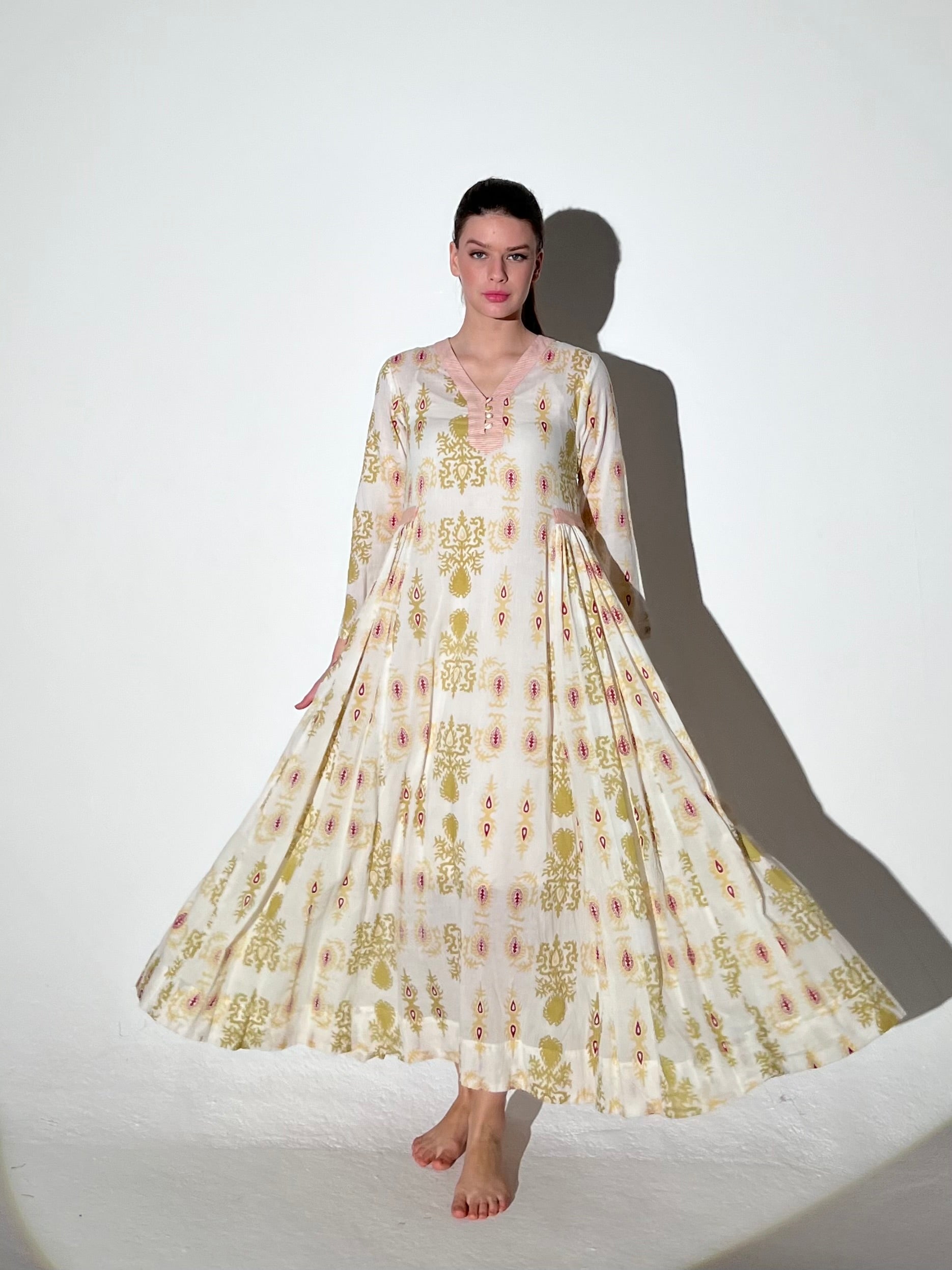 10- side pleats 17C