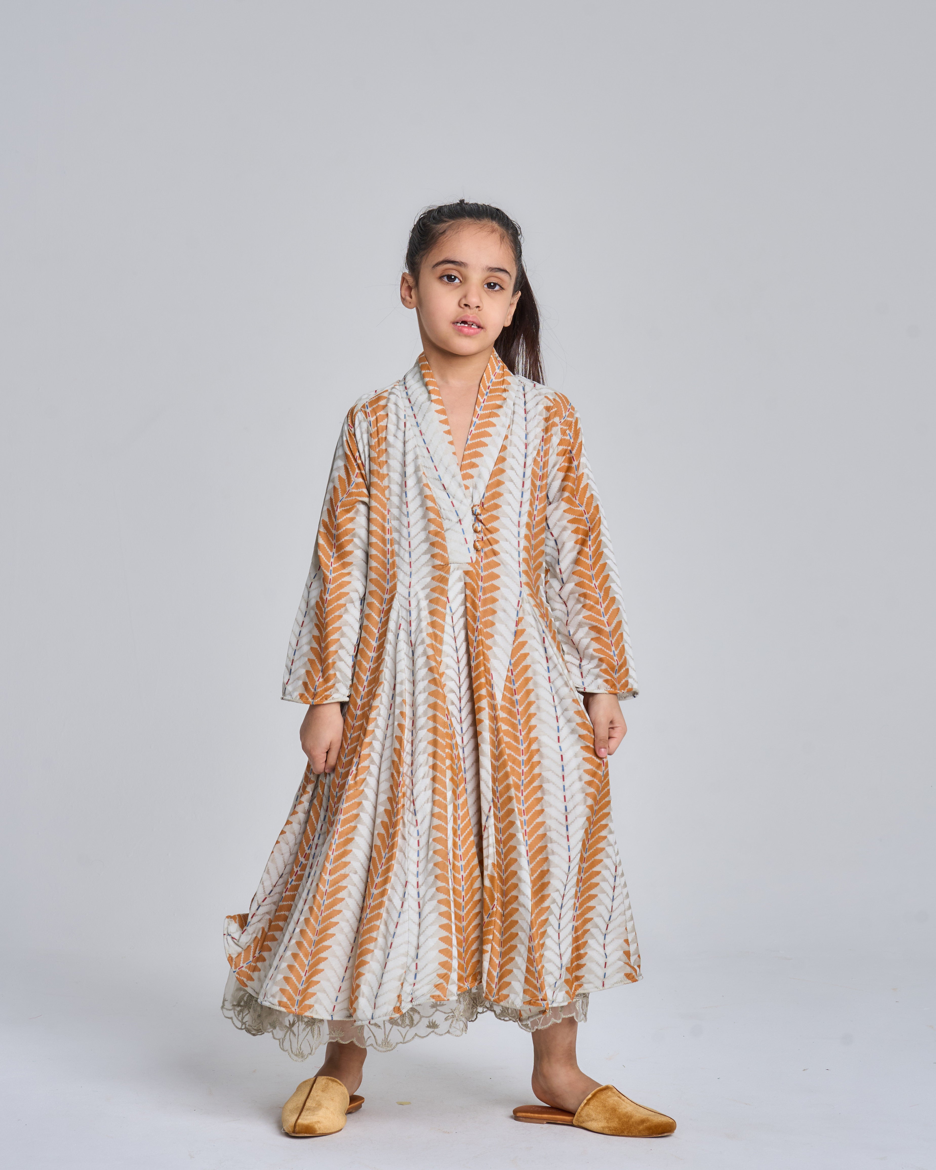 Kids 3 Curly hem 6B SAHARA