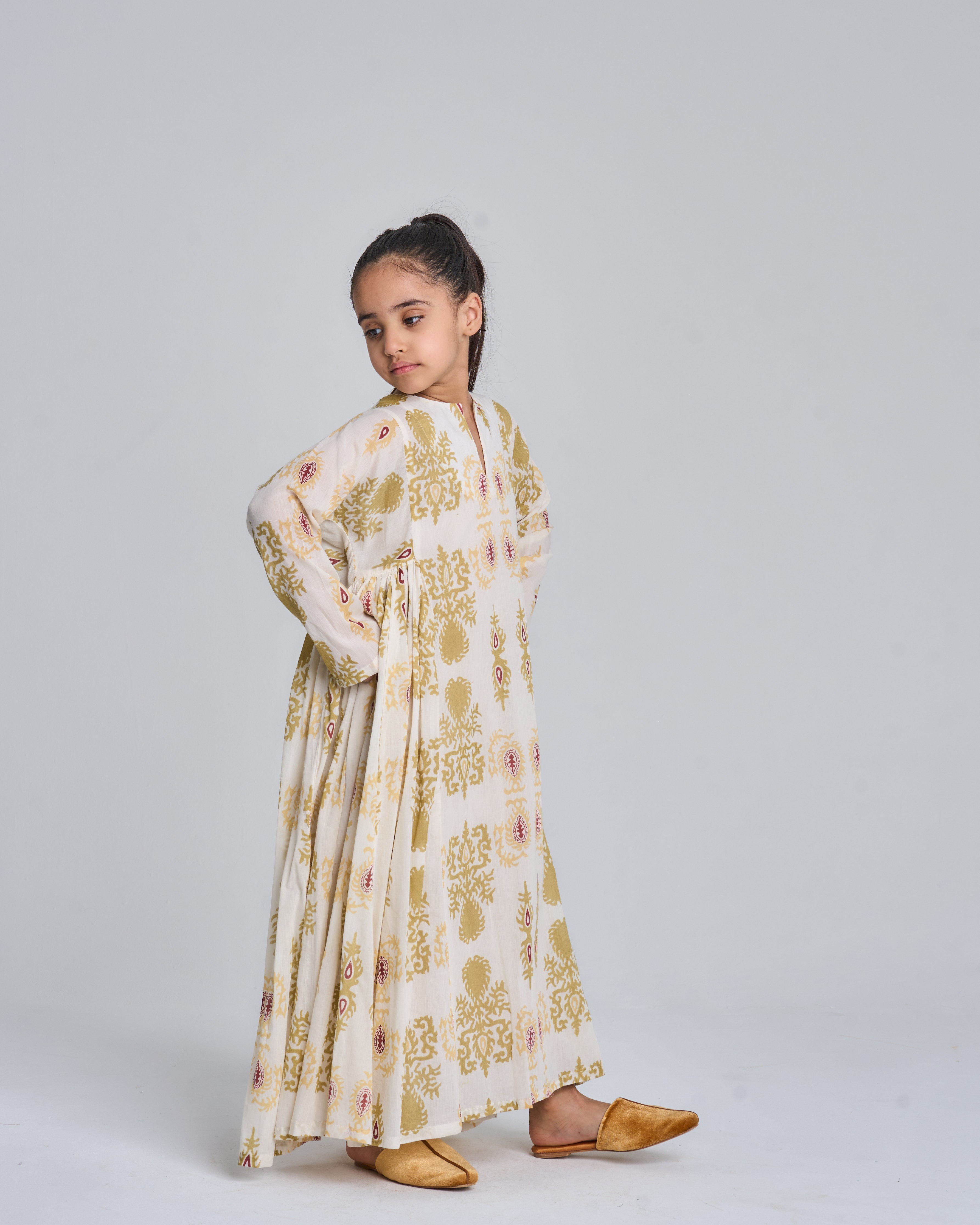 Kids 7-side pleats 17C