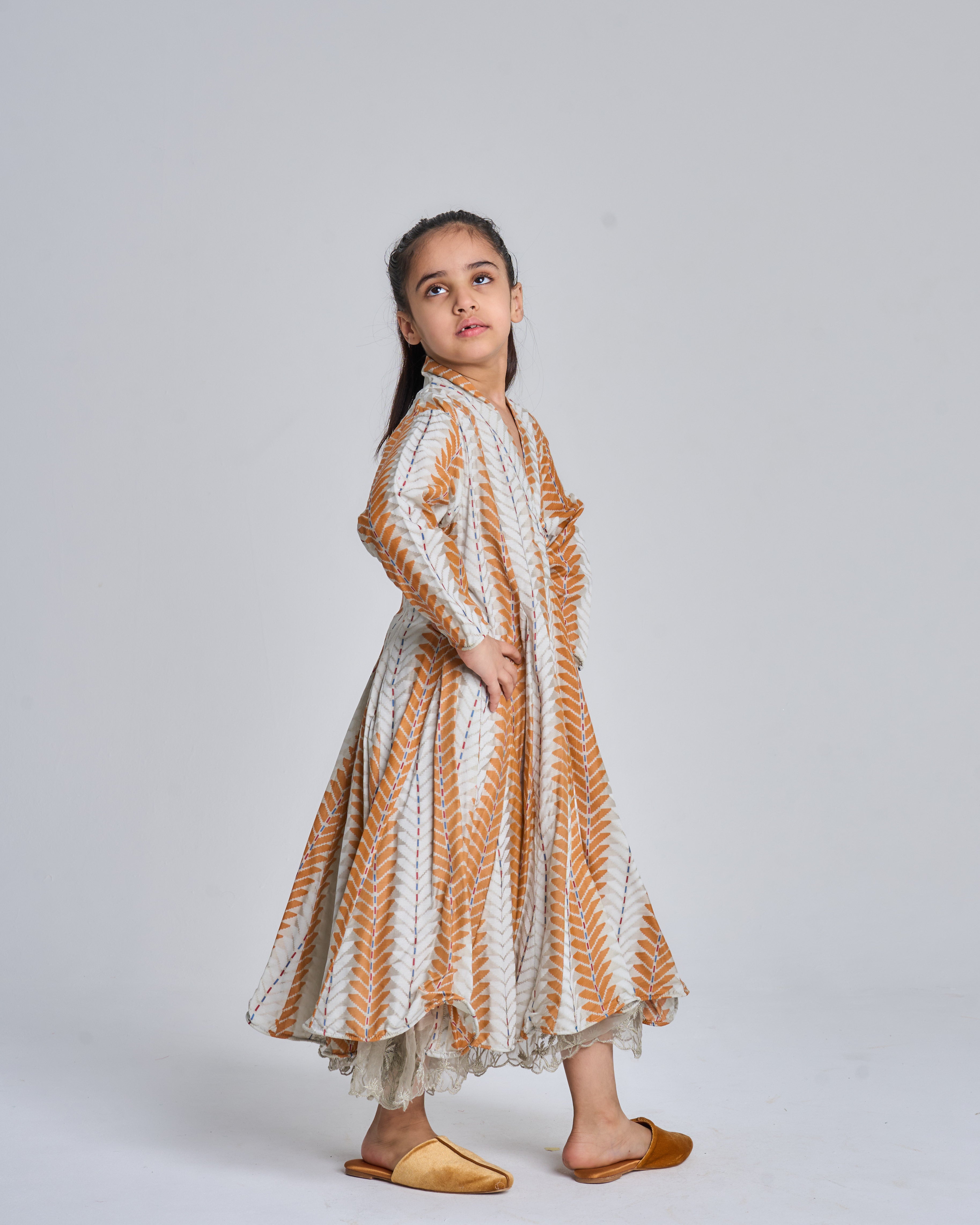 Kids 3 Curly hem 6B SAHARA