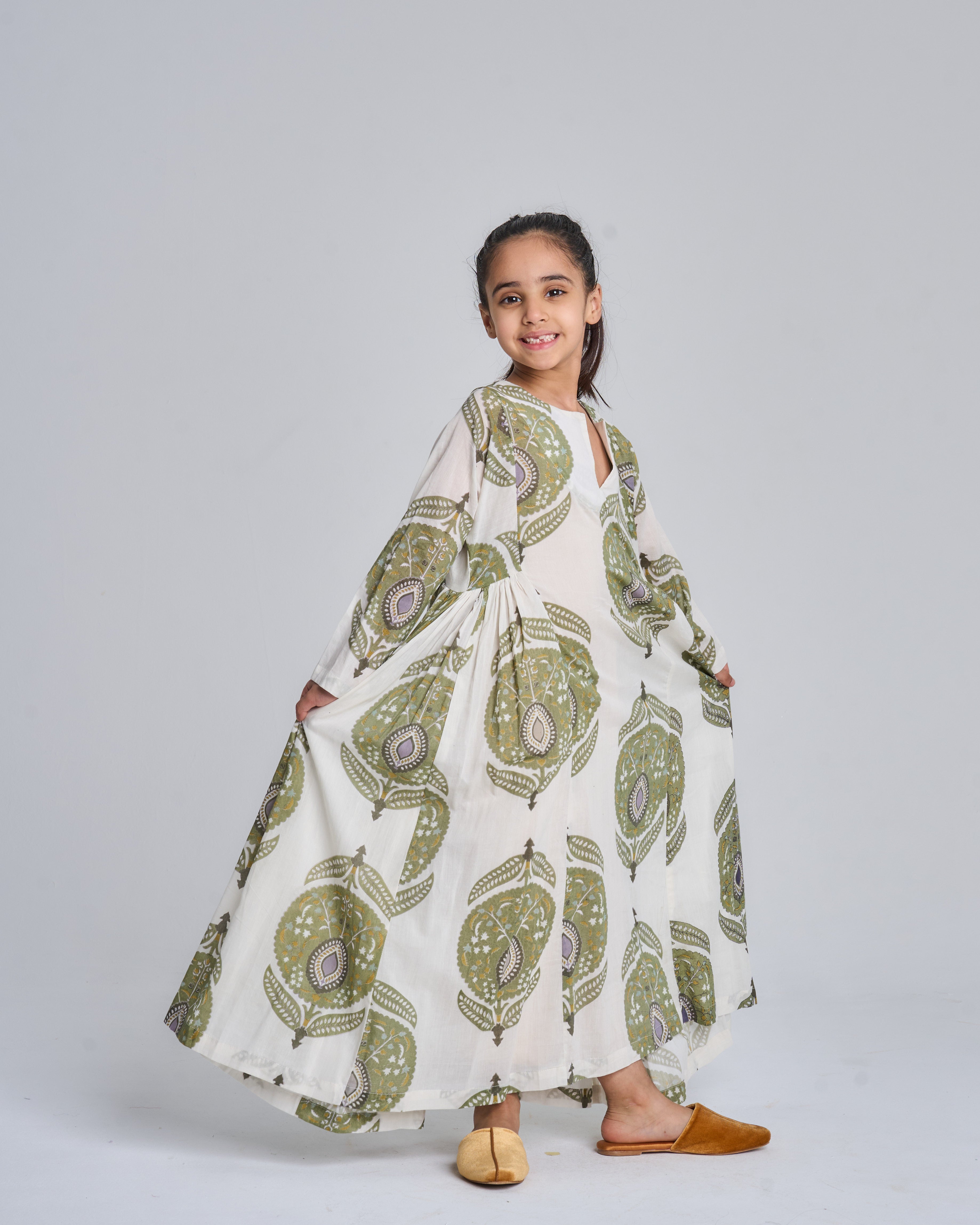 Kids 7-side pleats 15C