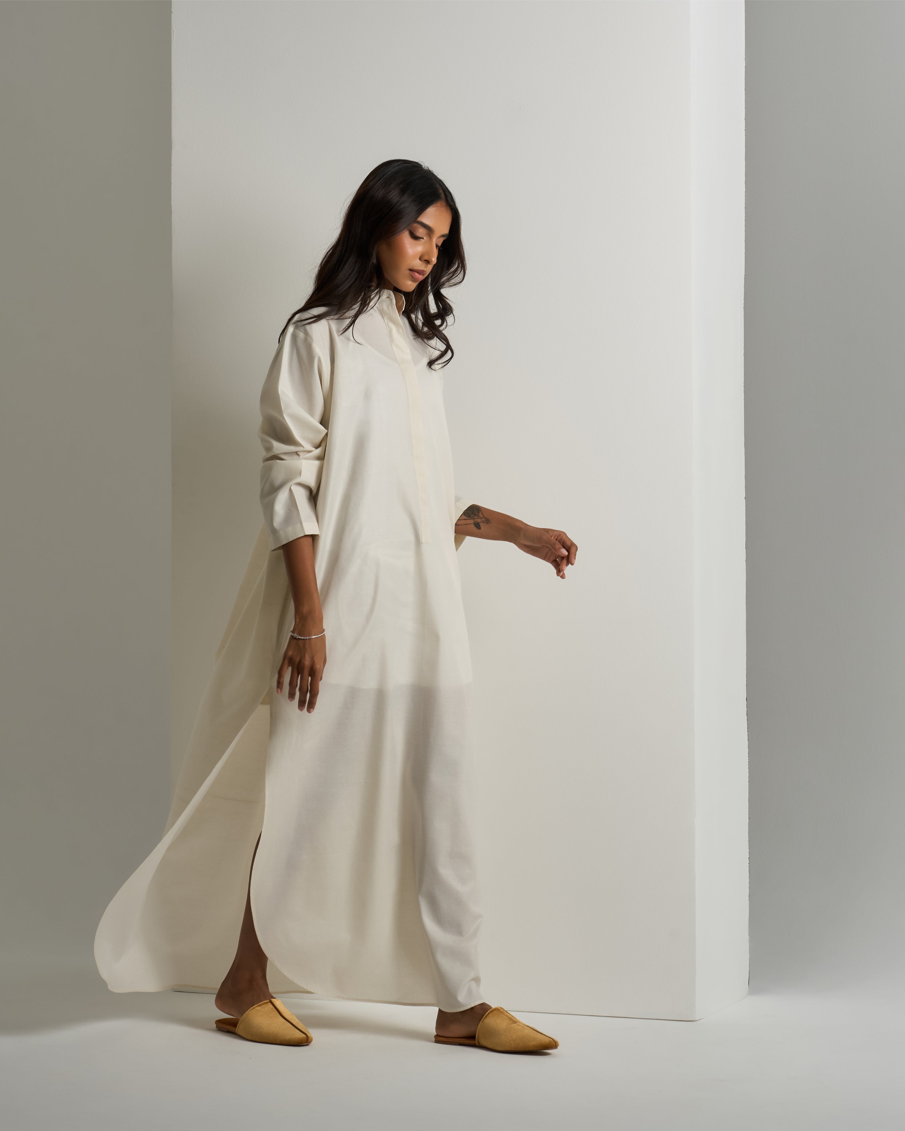 LONG OVERSIZED SHIRT DRESS
