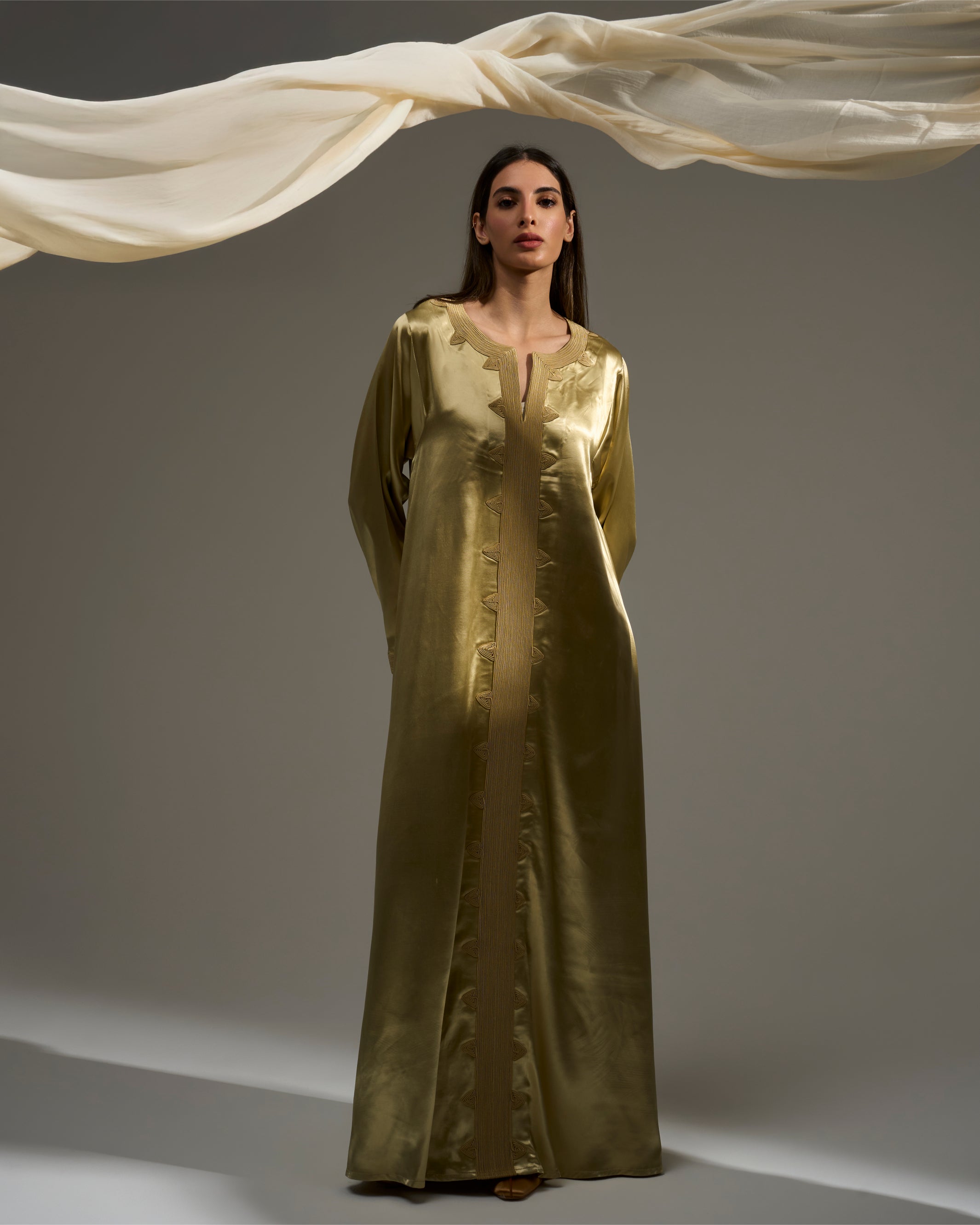 GOLD CENTERED EMBROIDERED DRESS