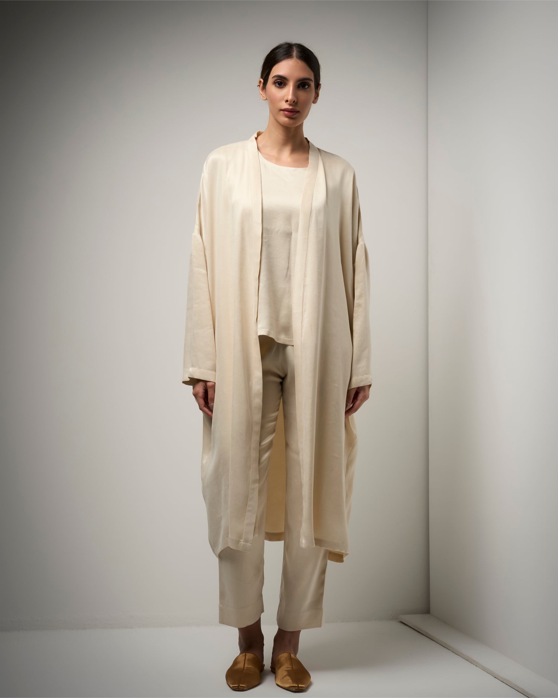 BEIGE 3-PIECE SET