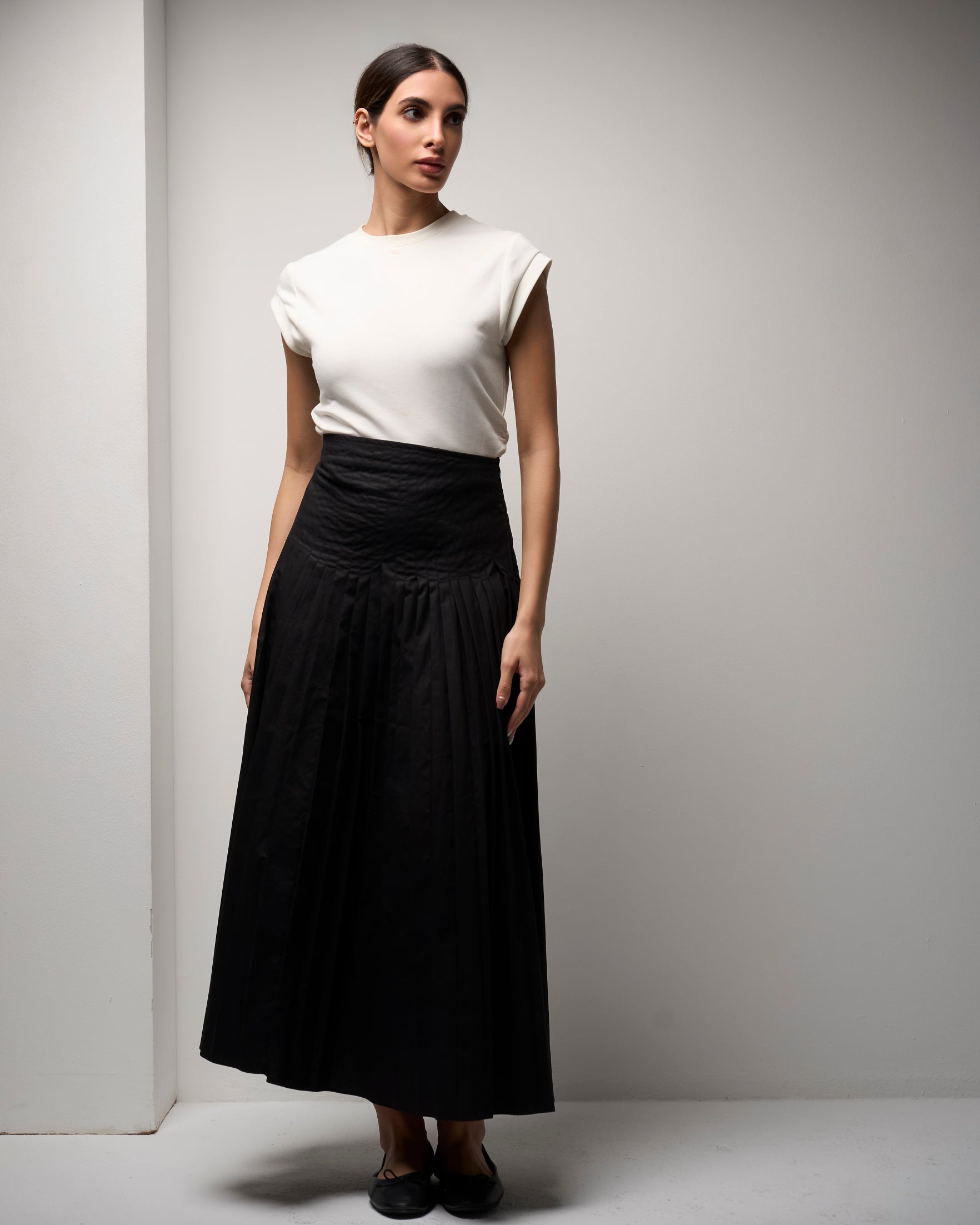 PLEATED A-LINE LONG SKIRT