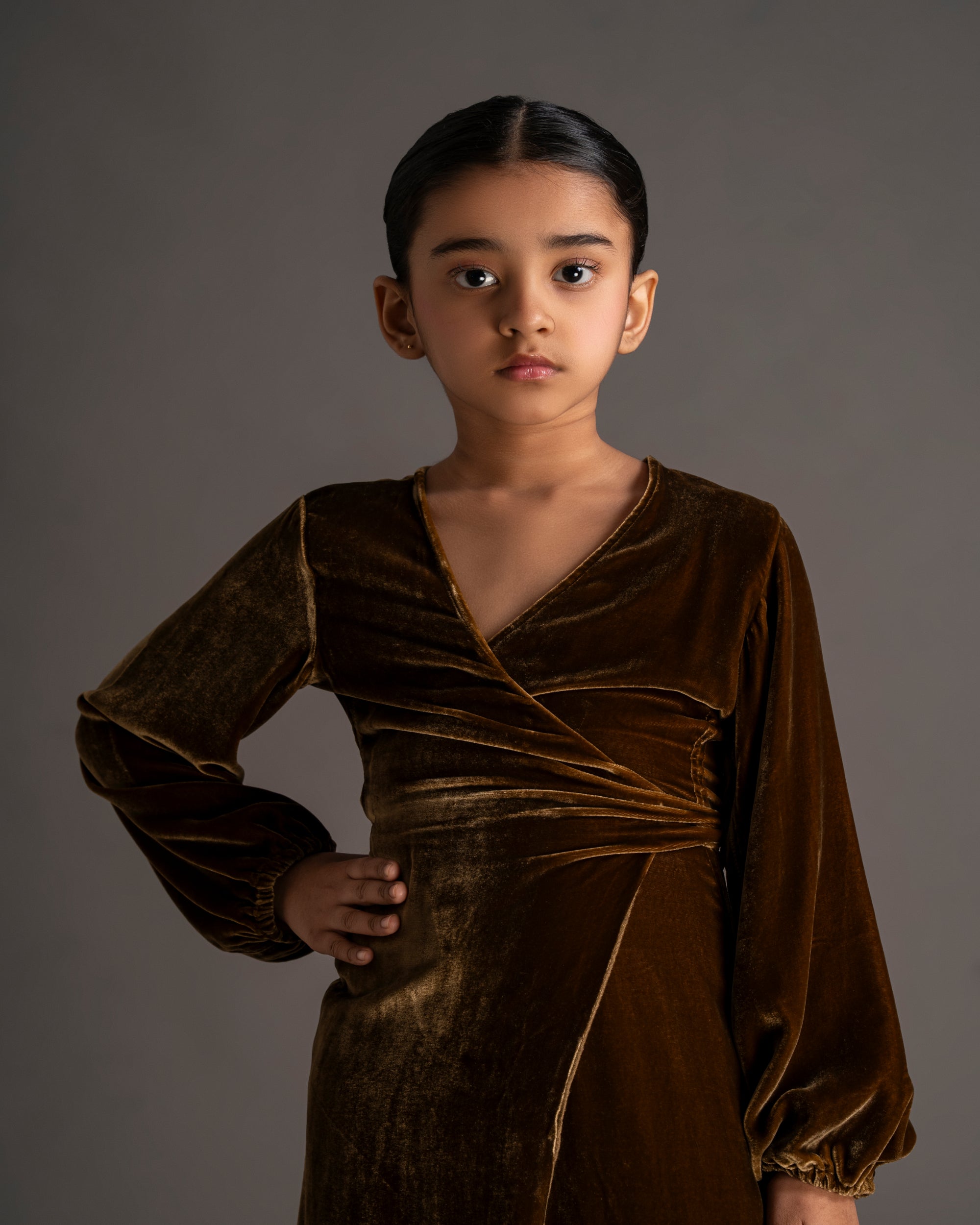 KIDS SILK VELVET BISHT WITH PANTS