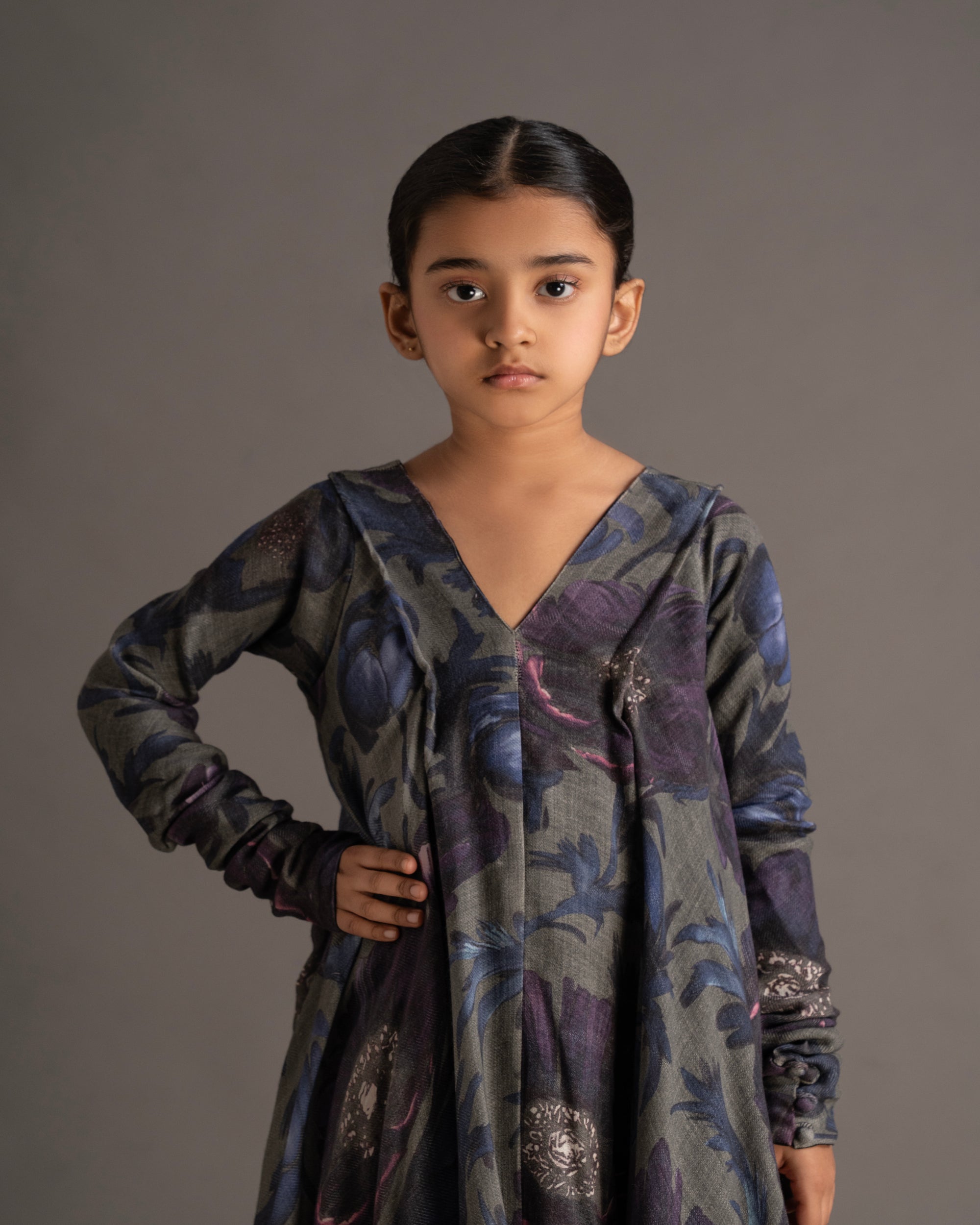 KIDS 1VNECK 15 ASALA
