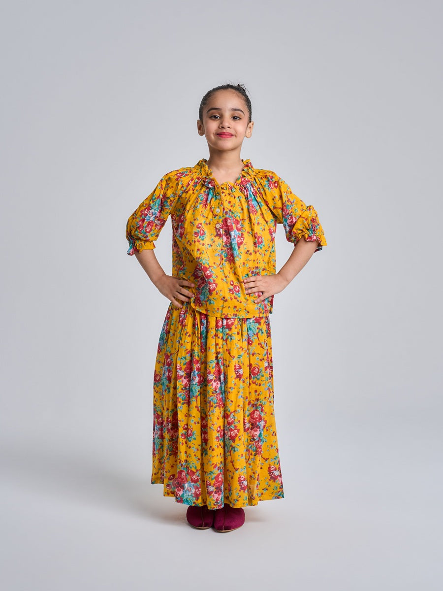 Kids 5- long sleeves +skirt 21B