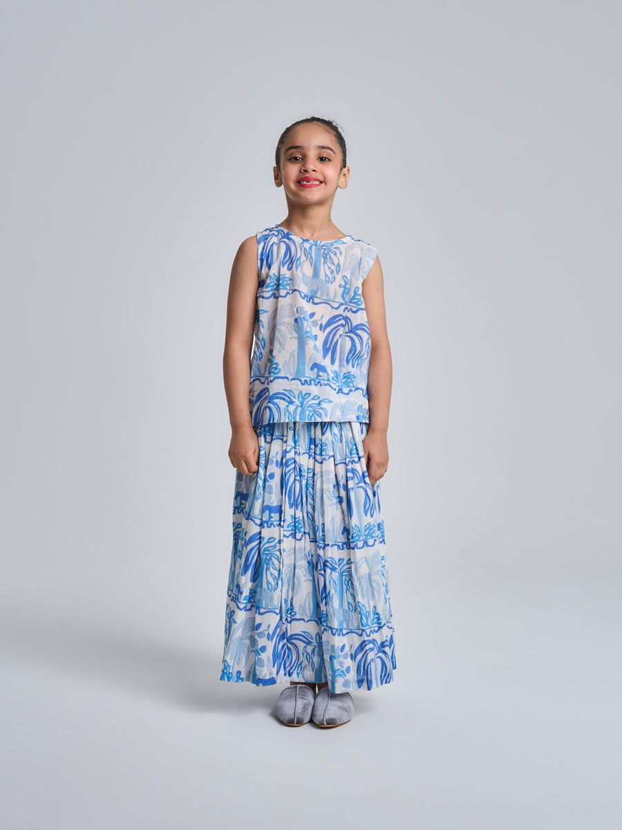 Kids 4- sleeveless + skirt 8C