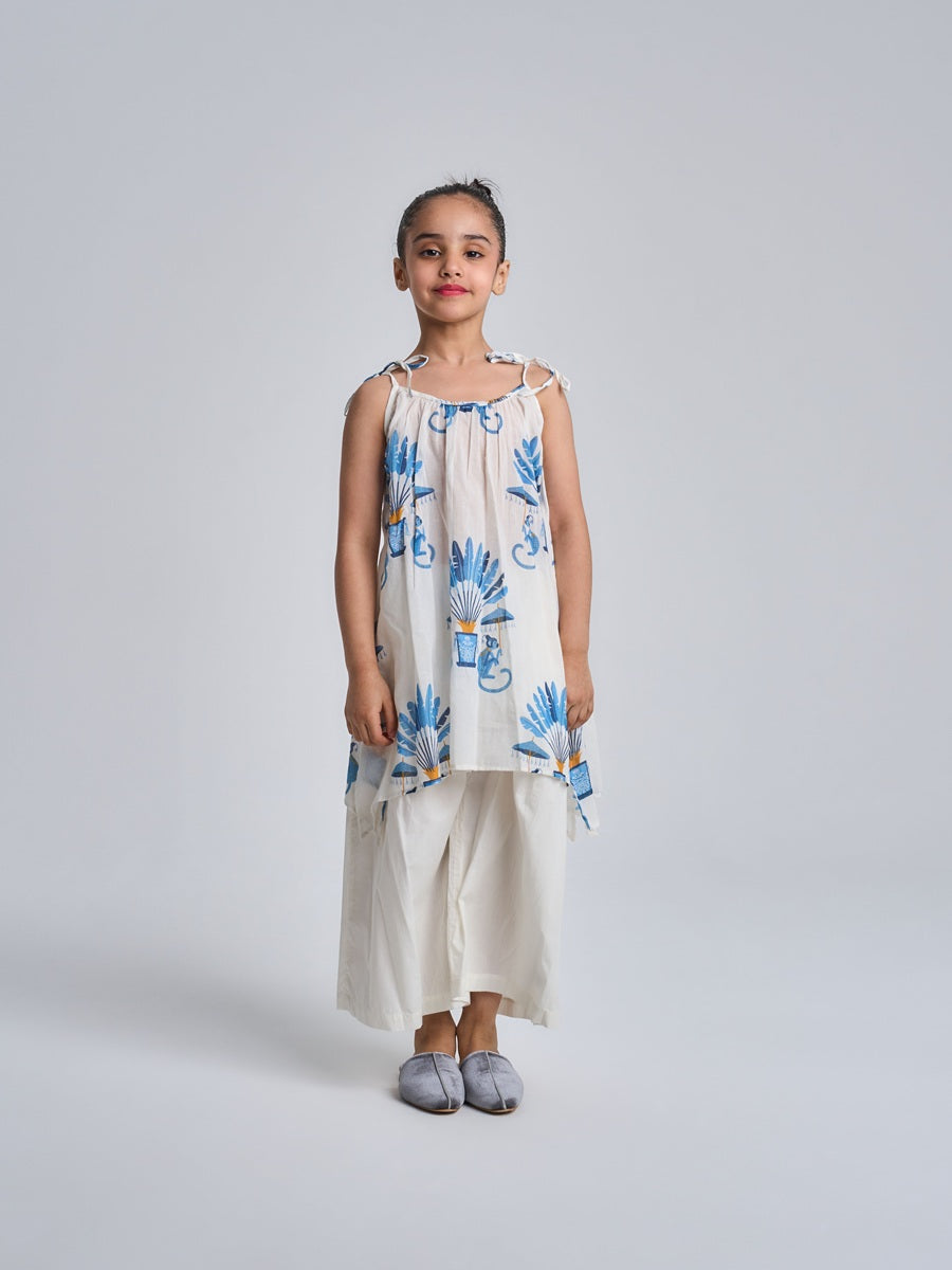 Kids 11- sleeveless +loose pants1A