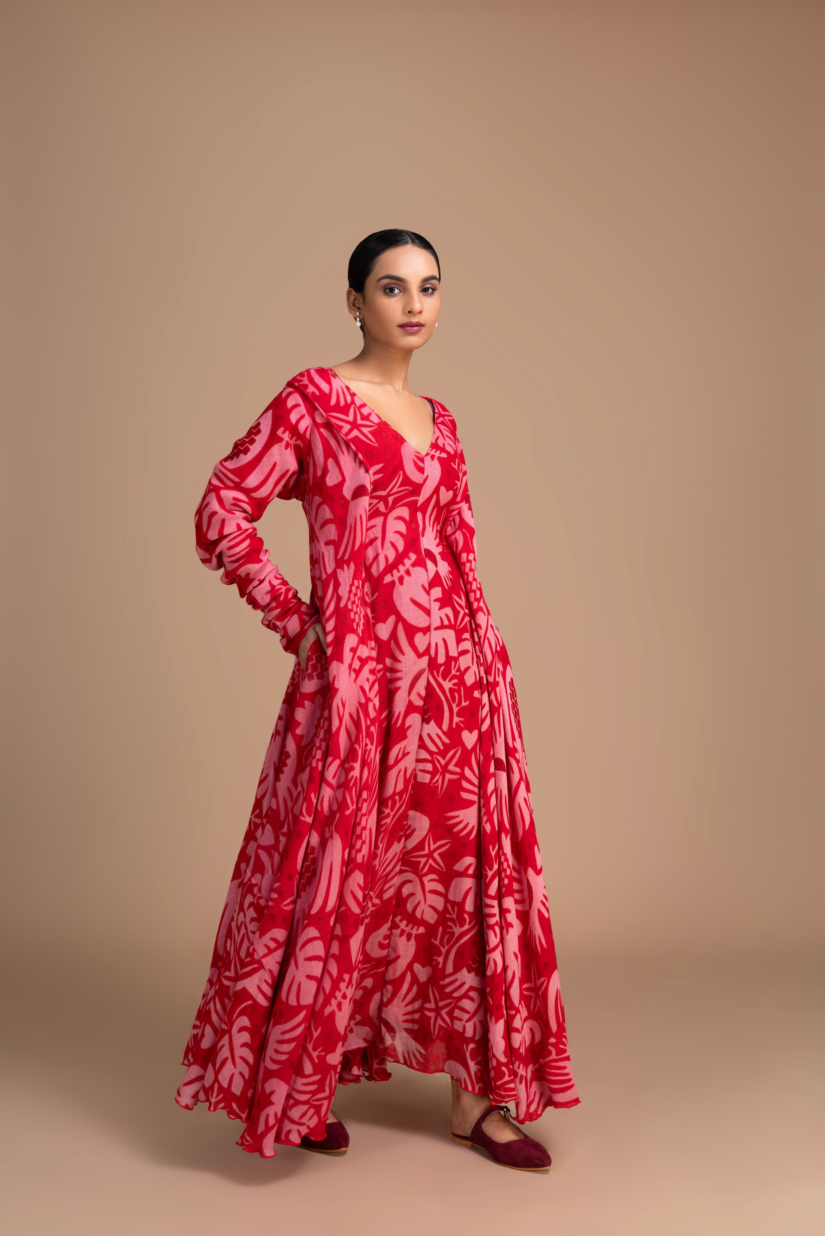 WOOL 1 VNECK 13A PERSIAN