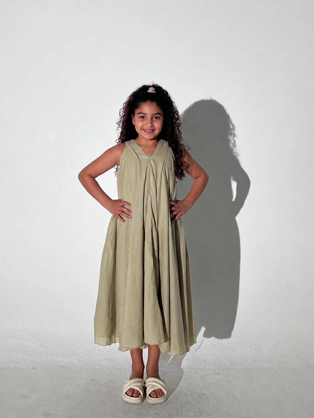Kids 1 Vneck SAFARI SAHARA