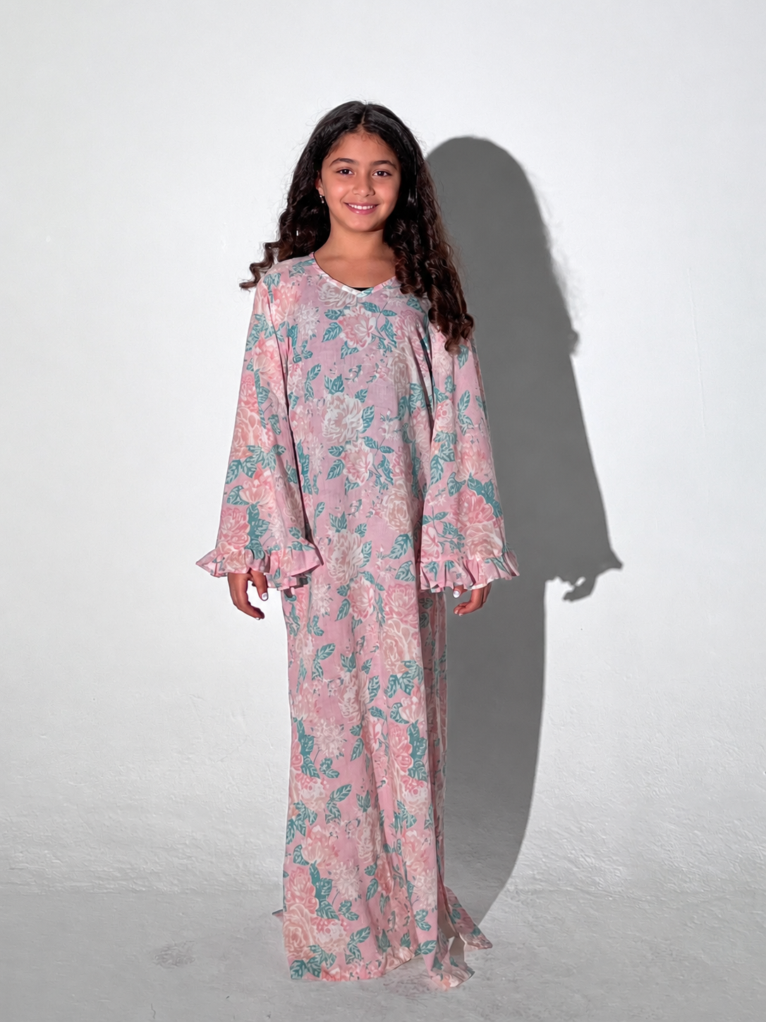 Kids 5 Wide Ruffles 1B SAHARA