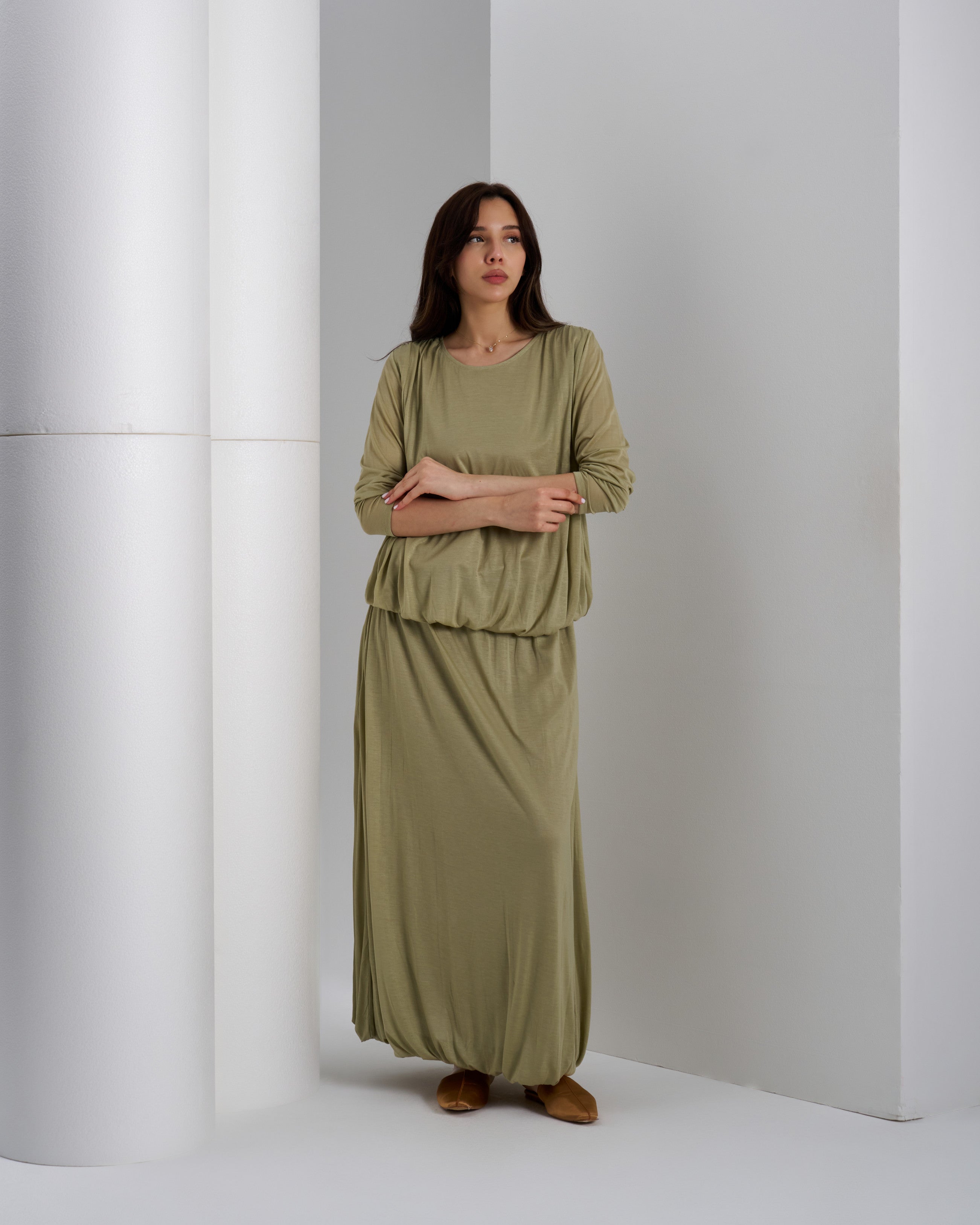 Rayah Set With Sleeves