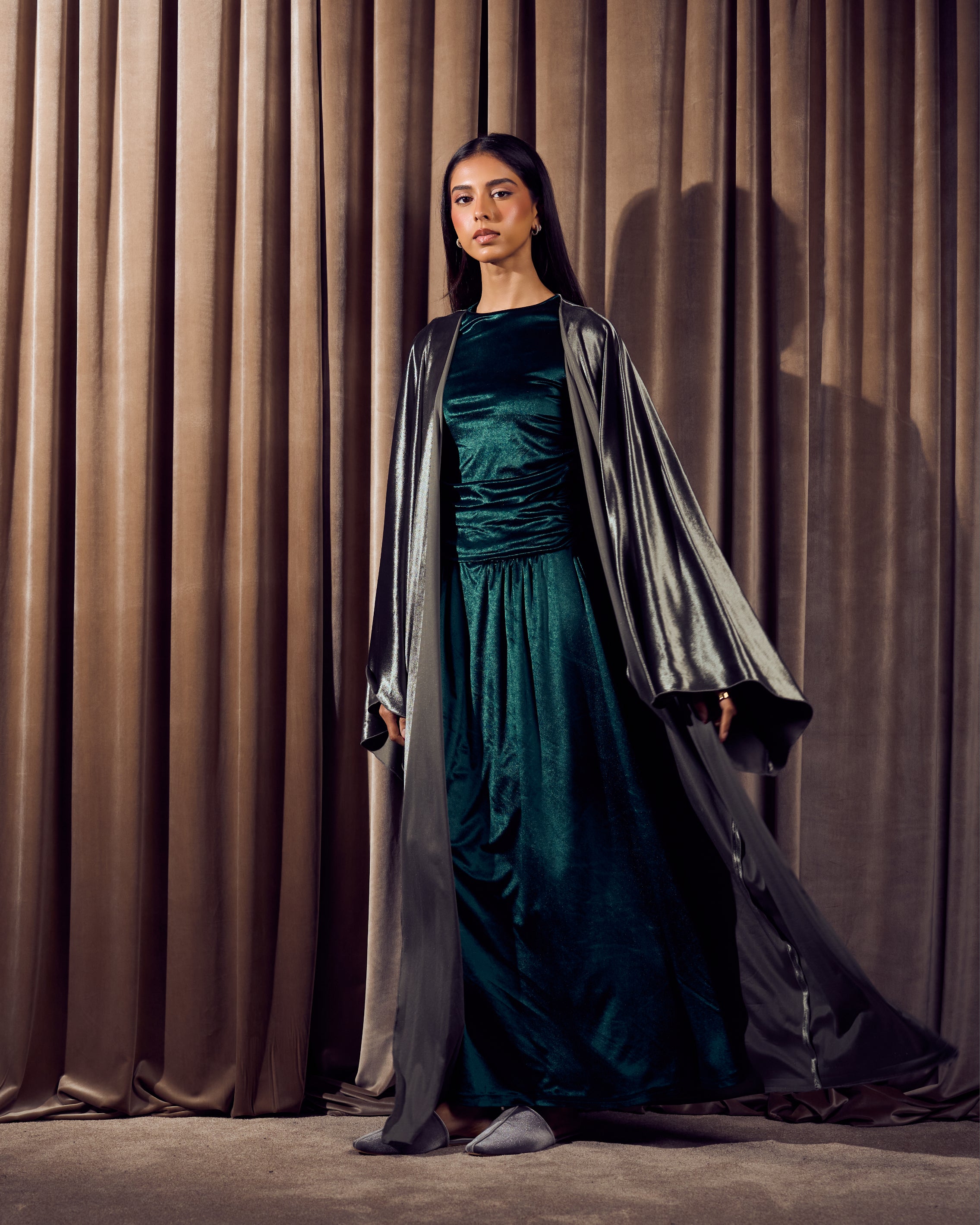 TIERED MAXI VELVET DRESS WITH BISHT