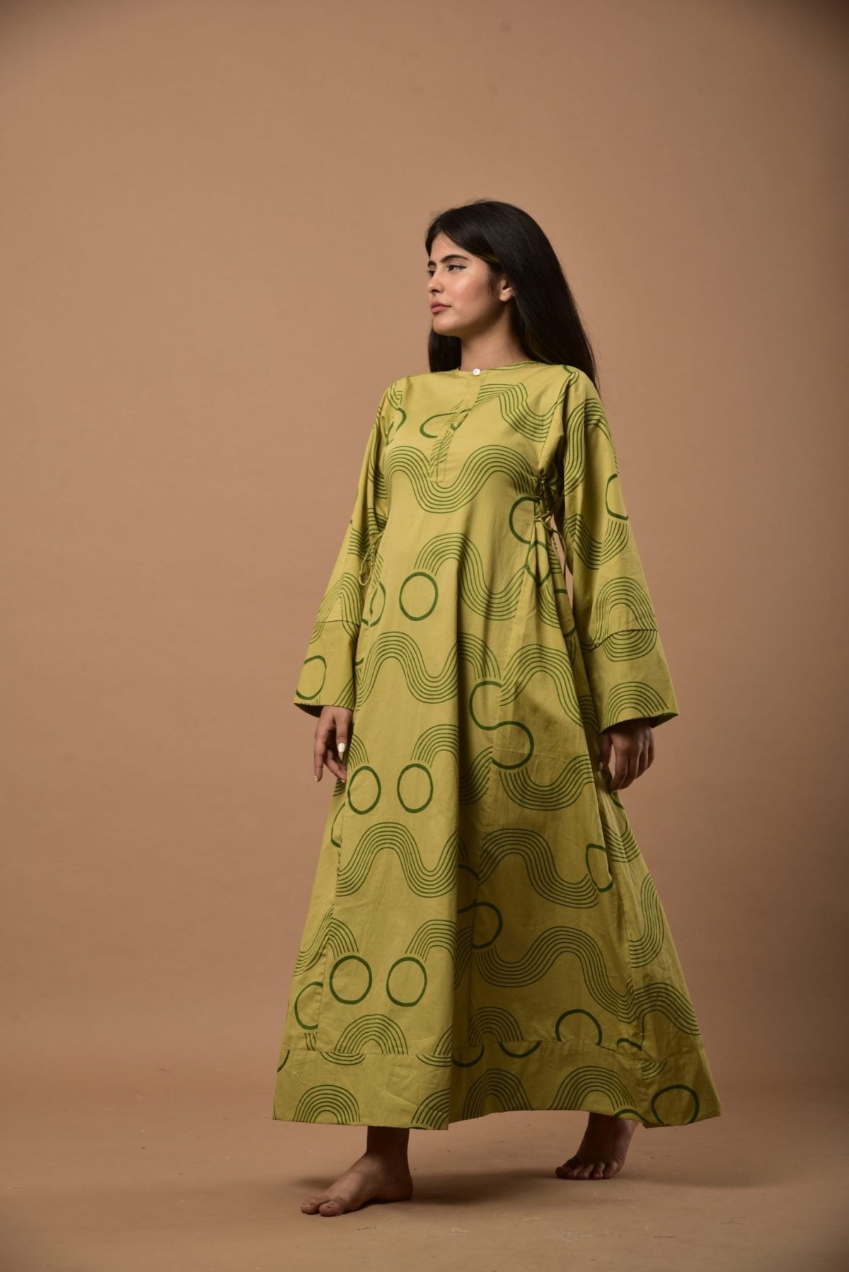 Side String Olive Waves