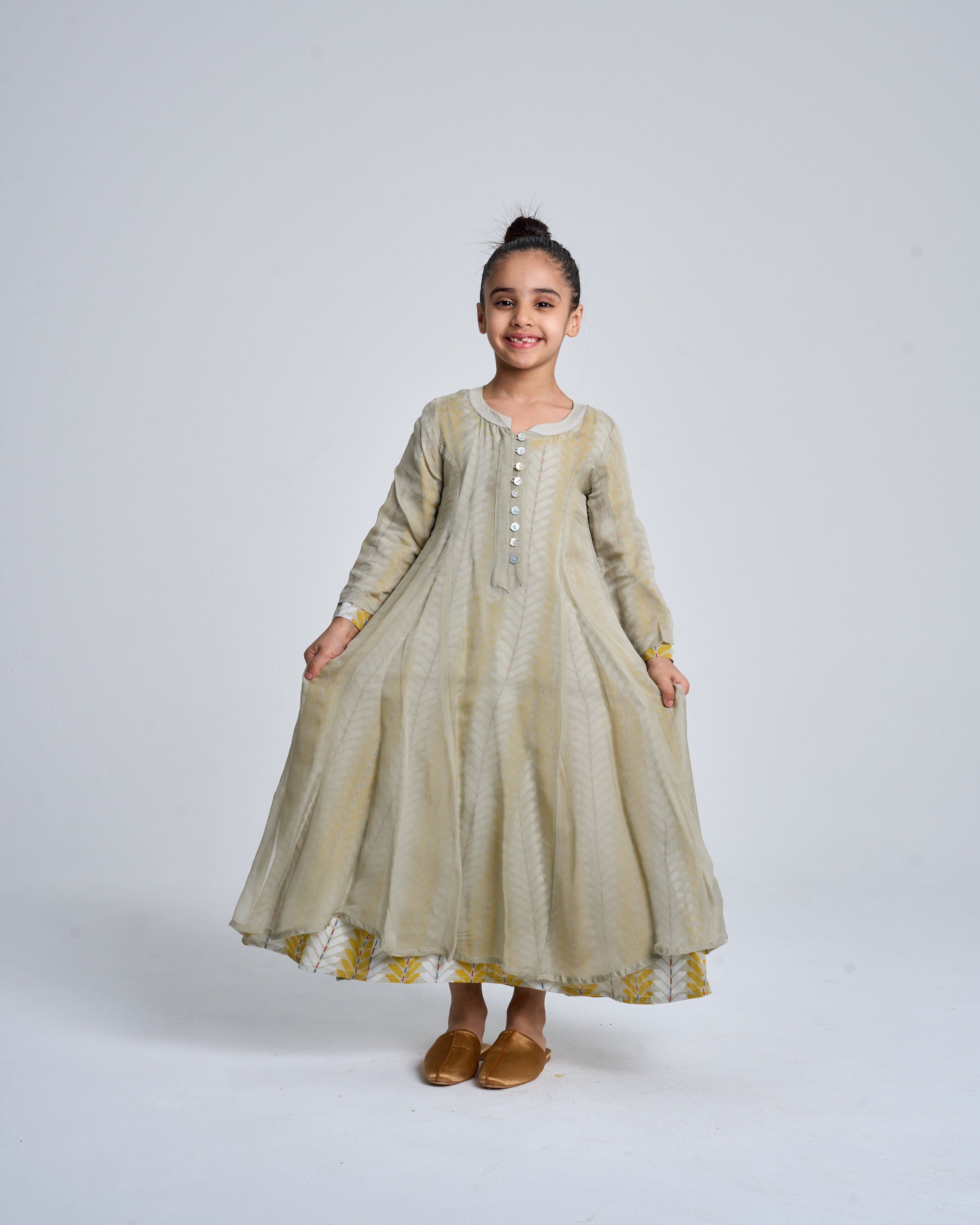 Kids 7 Double Button Dress 6A SAHARA