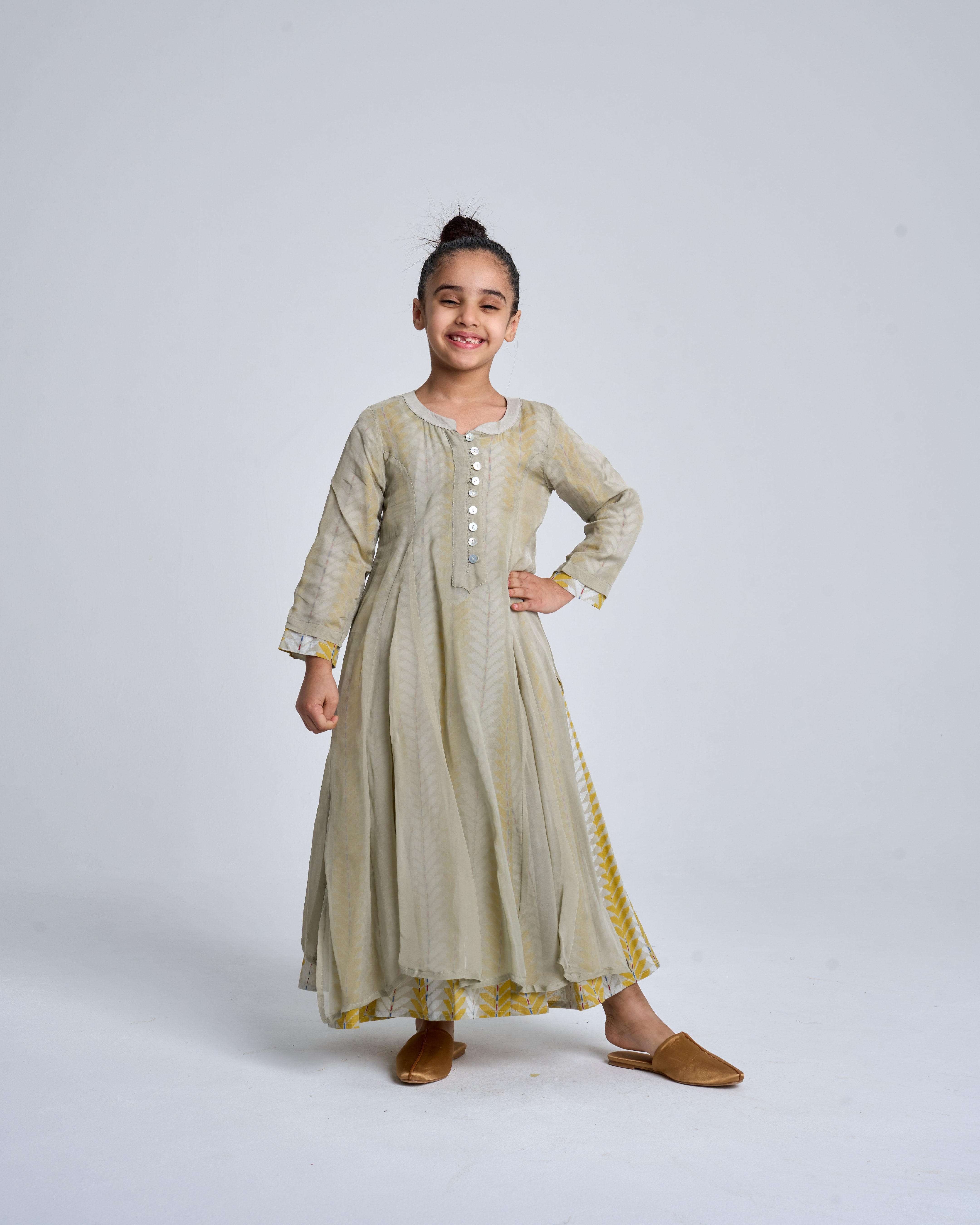 Kids 7 Double Button Dress 6A SAHARA