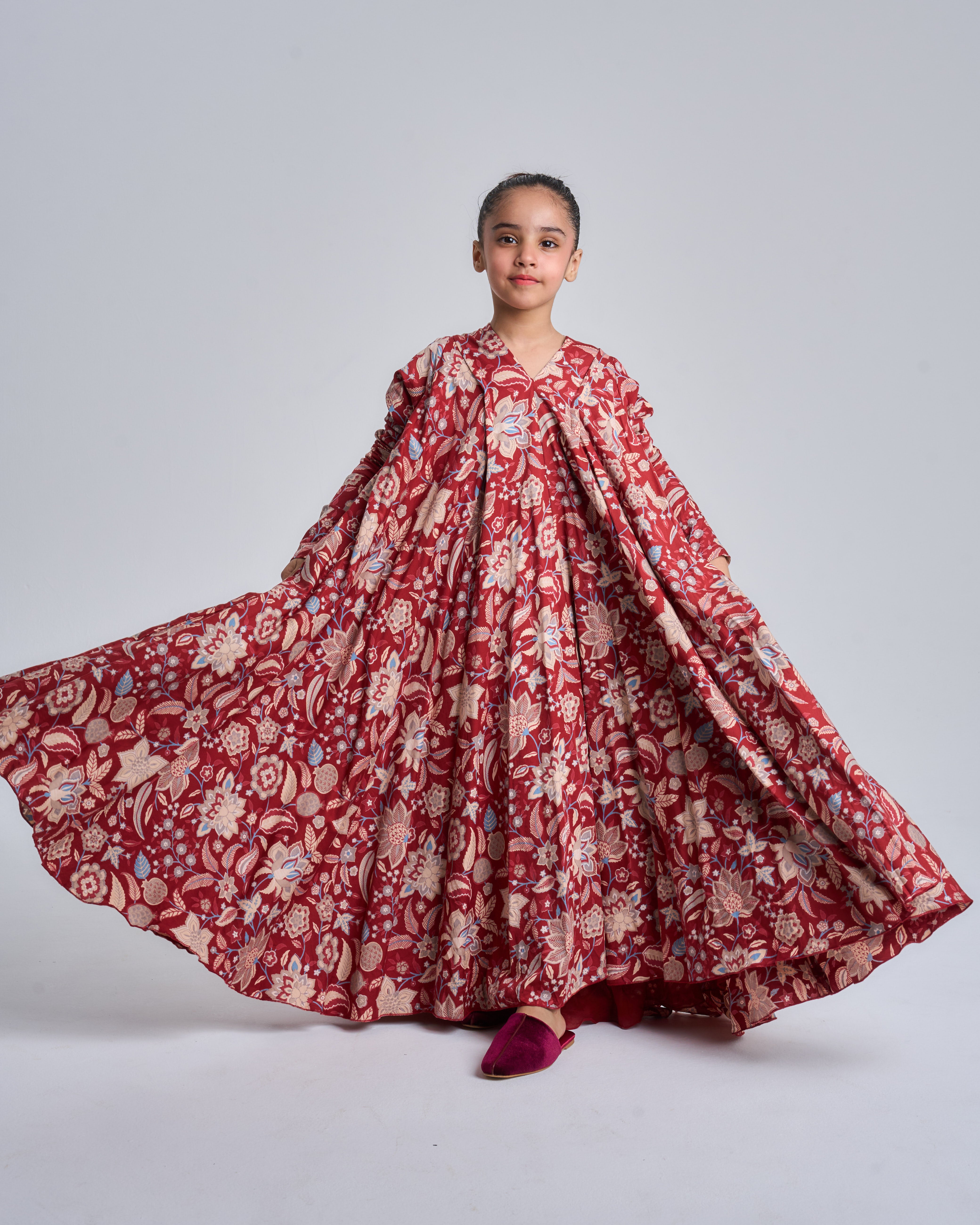 KIDS 1 VNECK 1A  PERSIAN