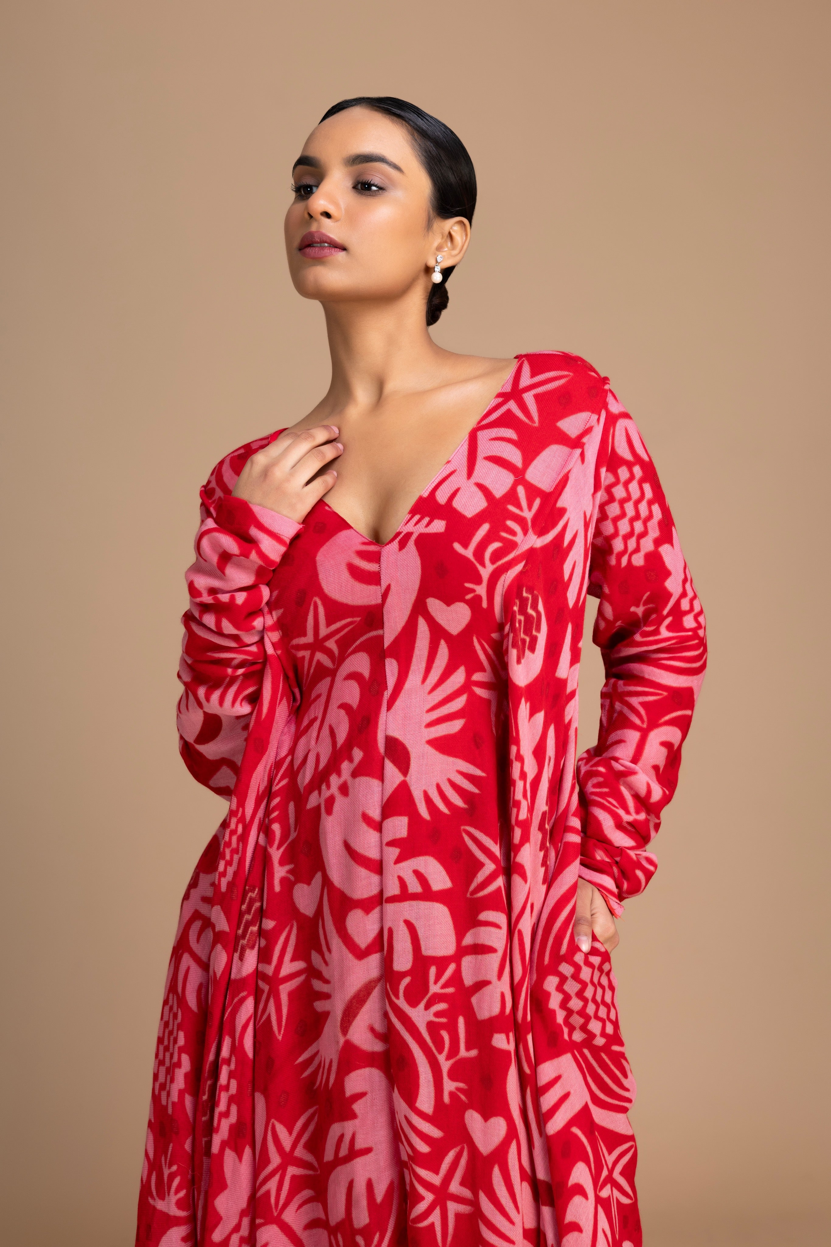 WOOL 1 VNECK  13A PERSIAN