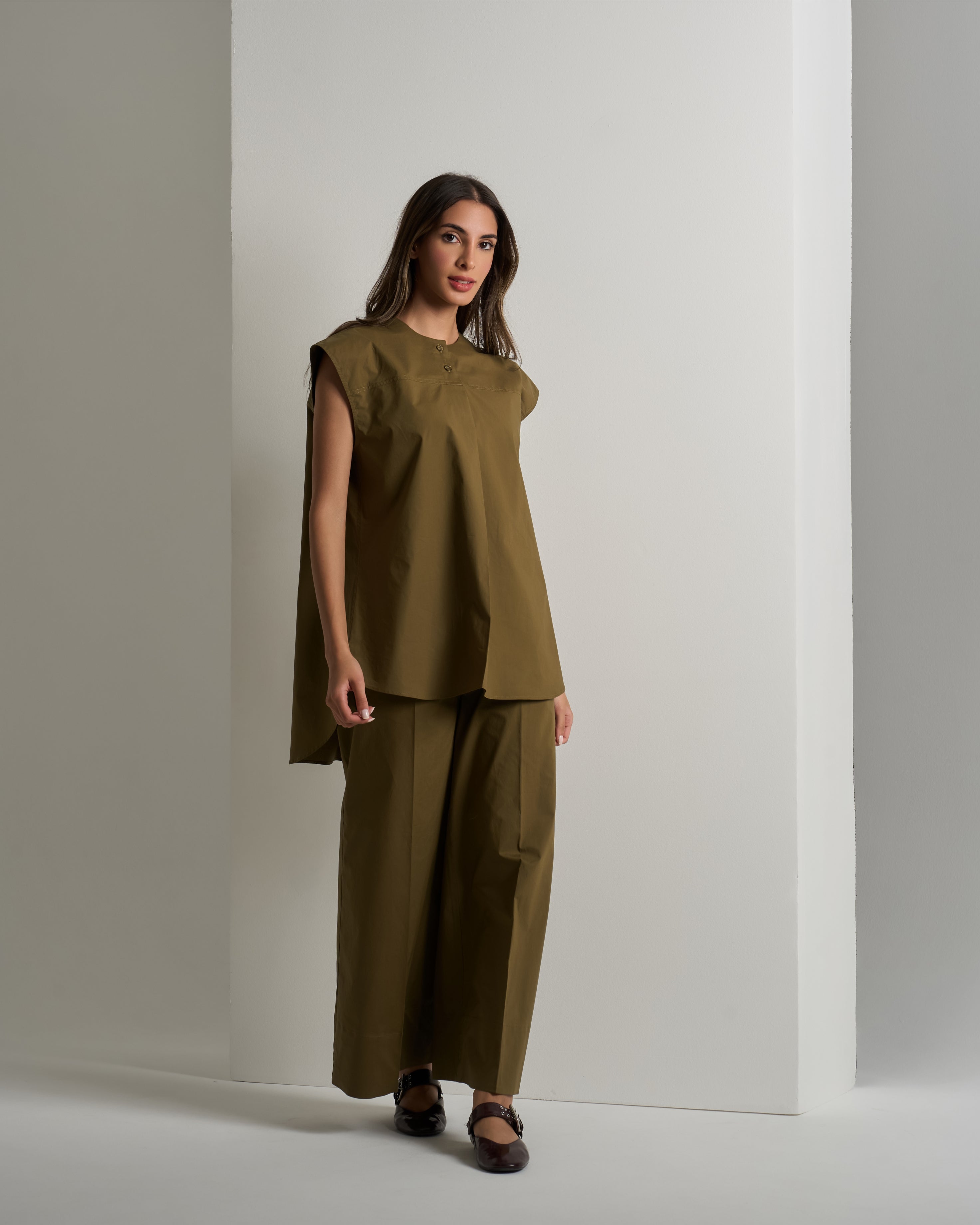 BASIC SLEEVELESS TOP & PANTS