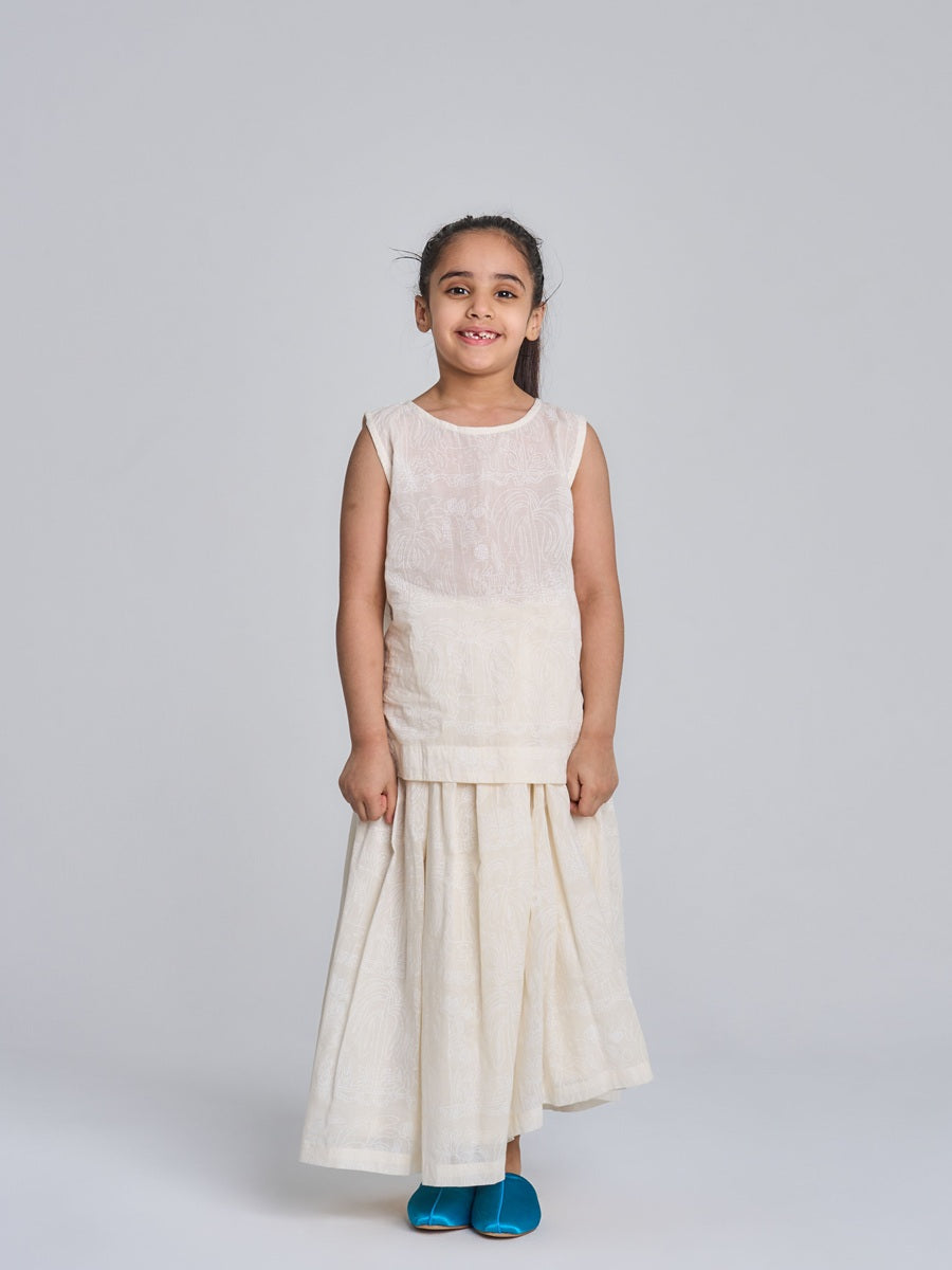 Kids 4- sleeveless + skirt 8D