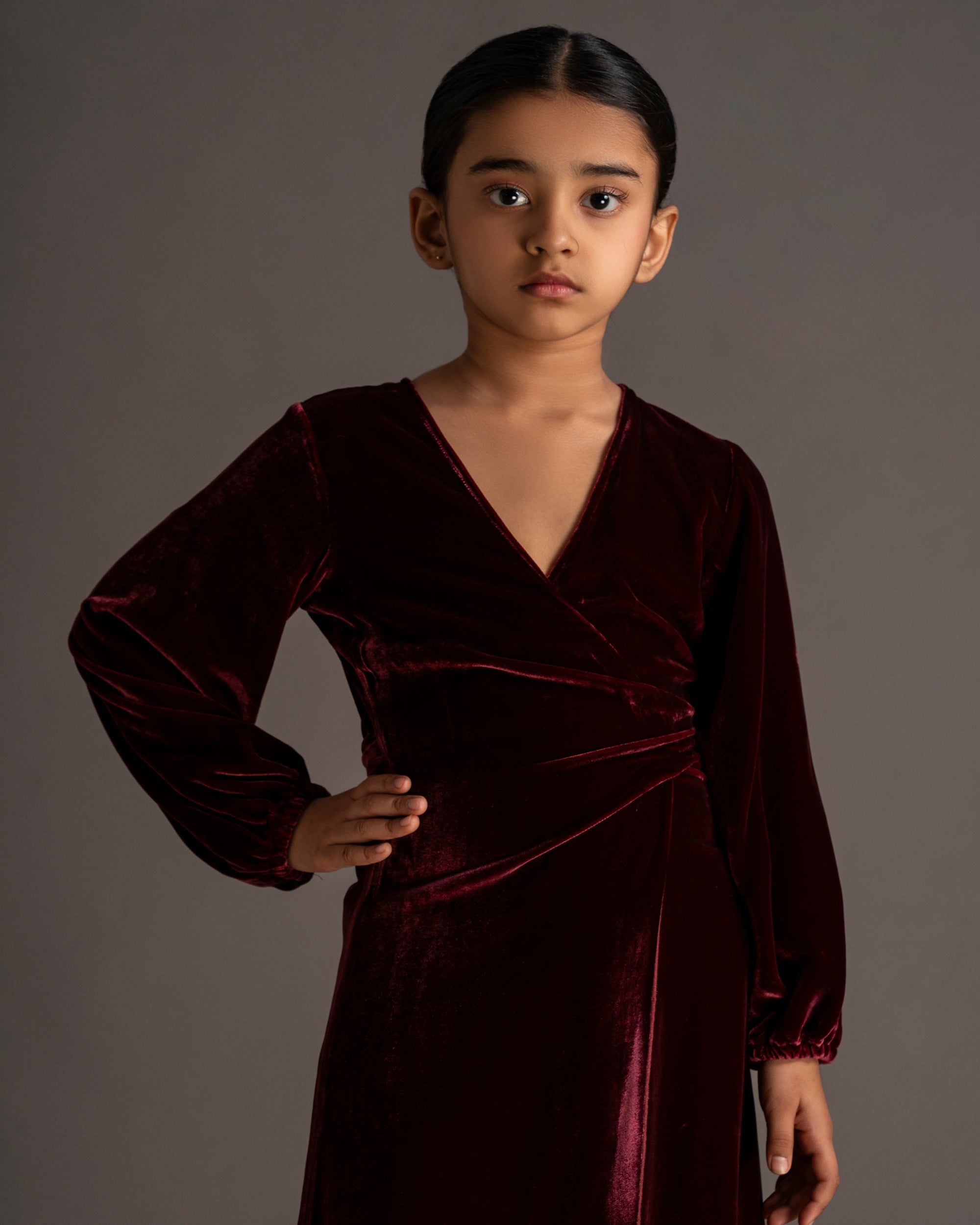 KIDS SILK VELVET BISHT WITH PANTS