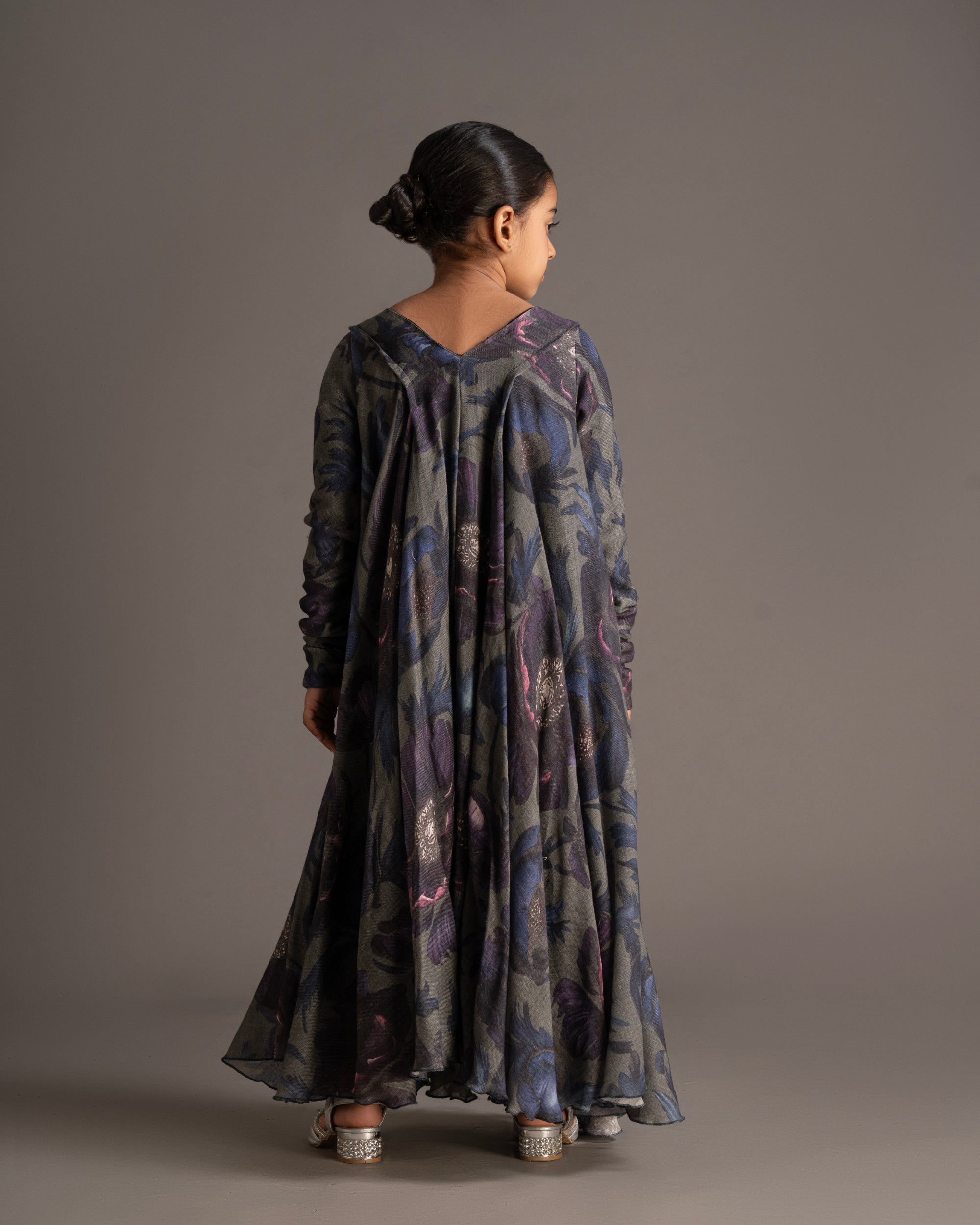 KIDS 1VNECK 15 ASALA