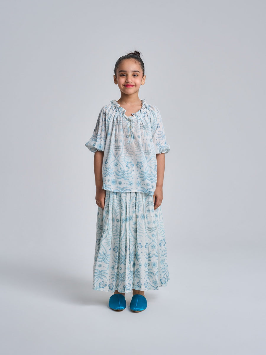 Kids 5- long sleeves +skirt 6B