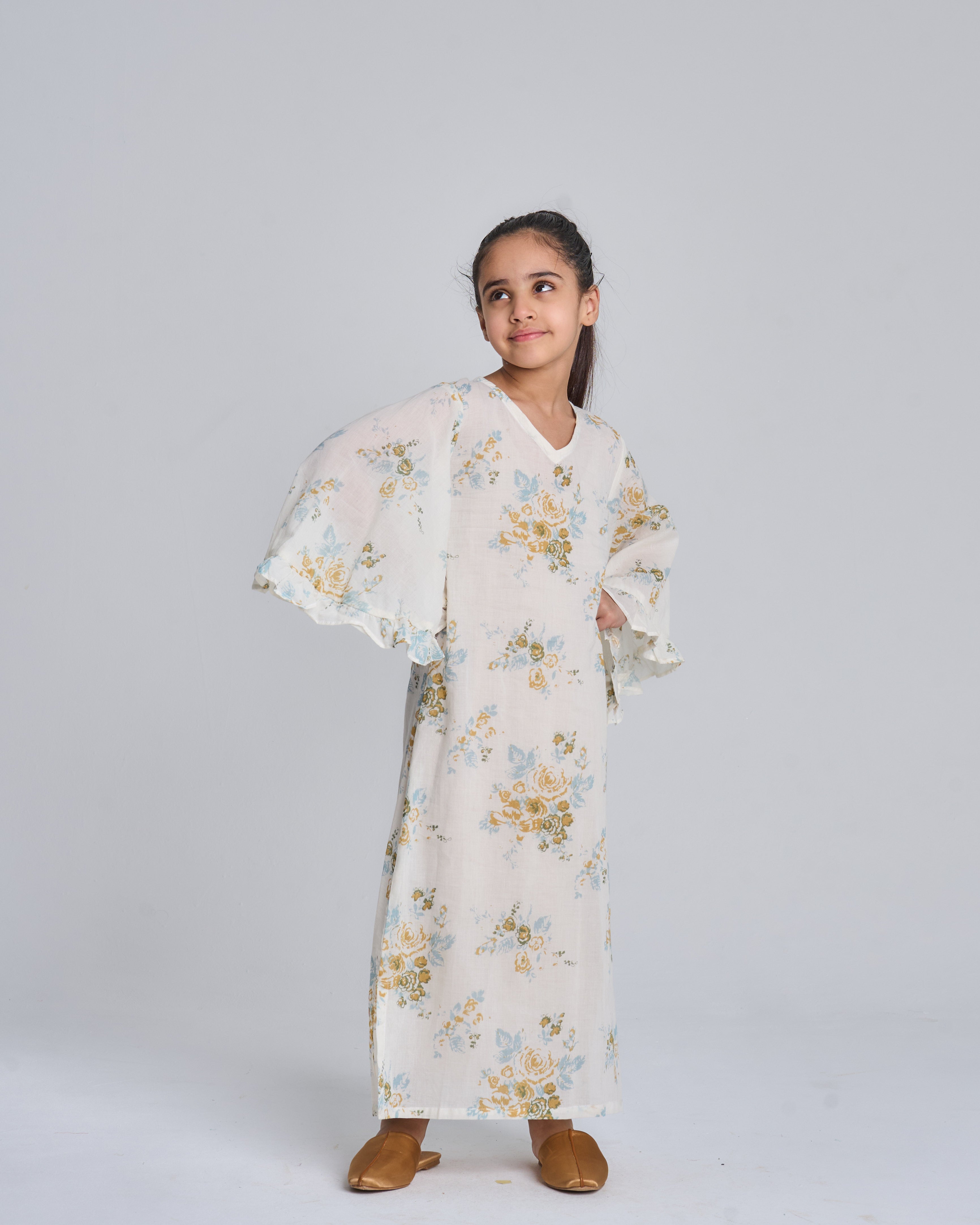 Kids 5 Wide Ruffles 12B SAHARA