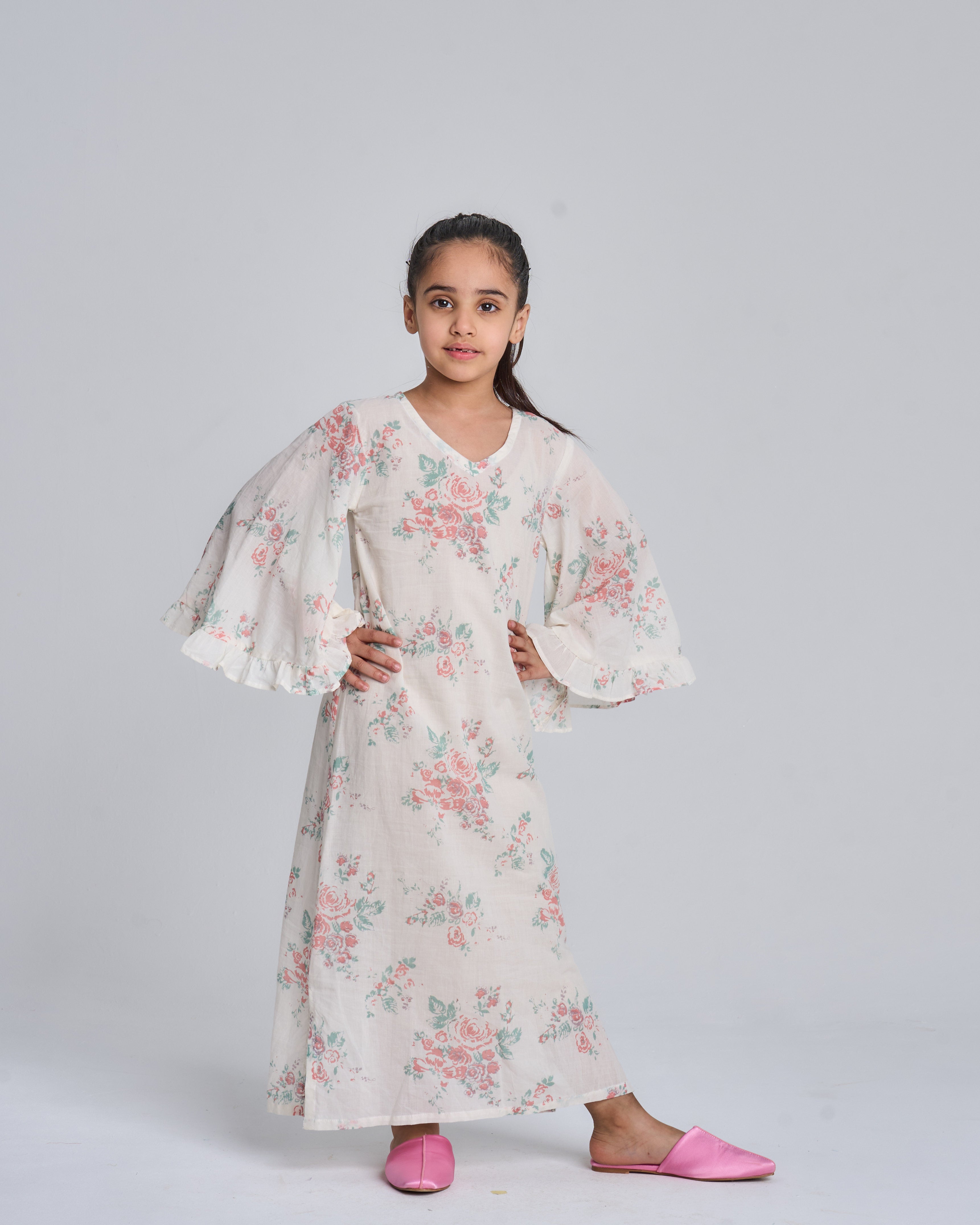 Kids 5 Wide Ruffles 12A SAHARA