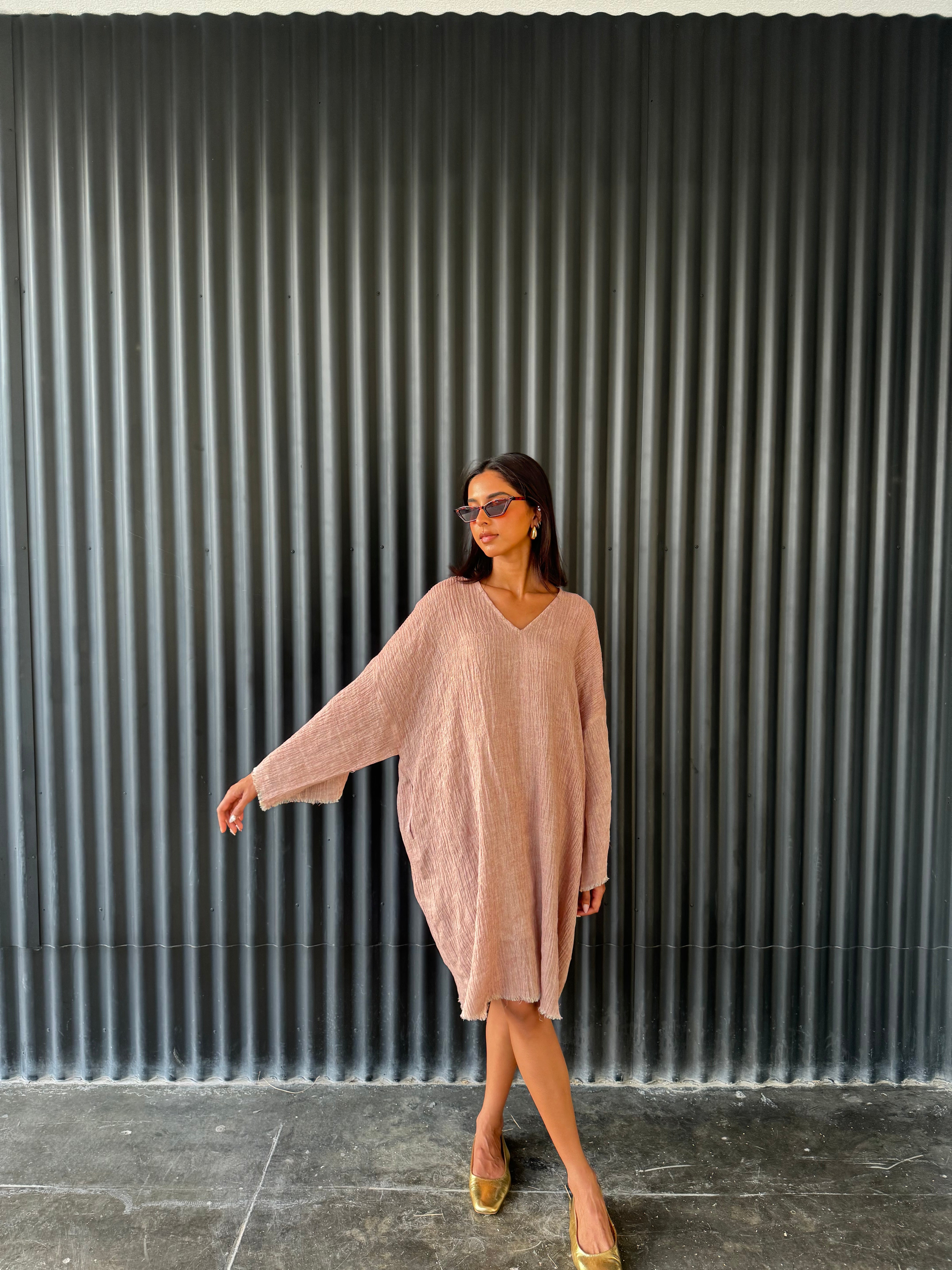 V NECK TUNIC DRESS