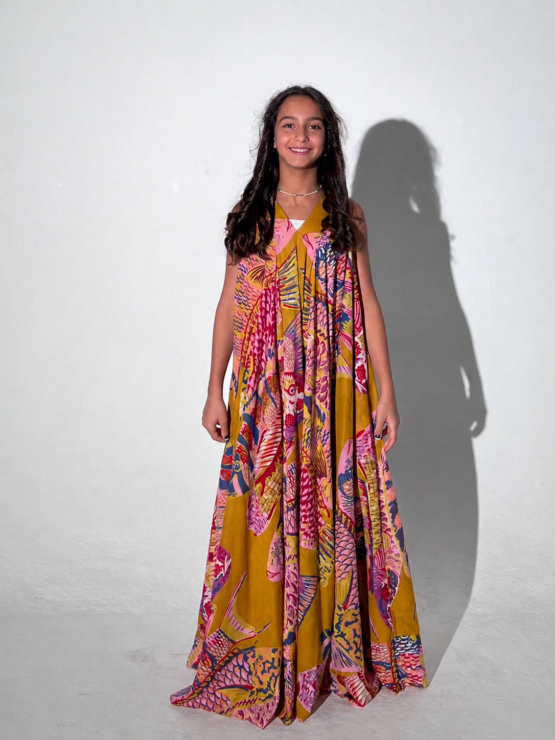 Kids 1 Vneck 16A SAHARA