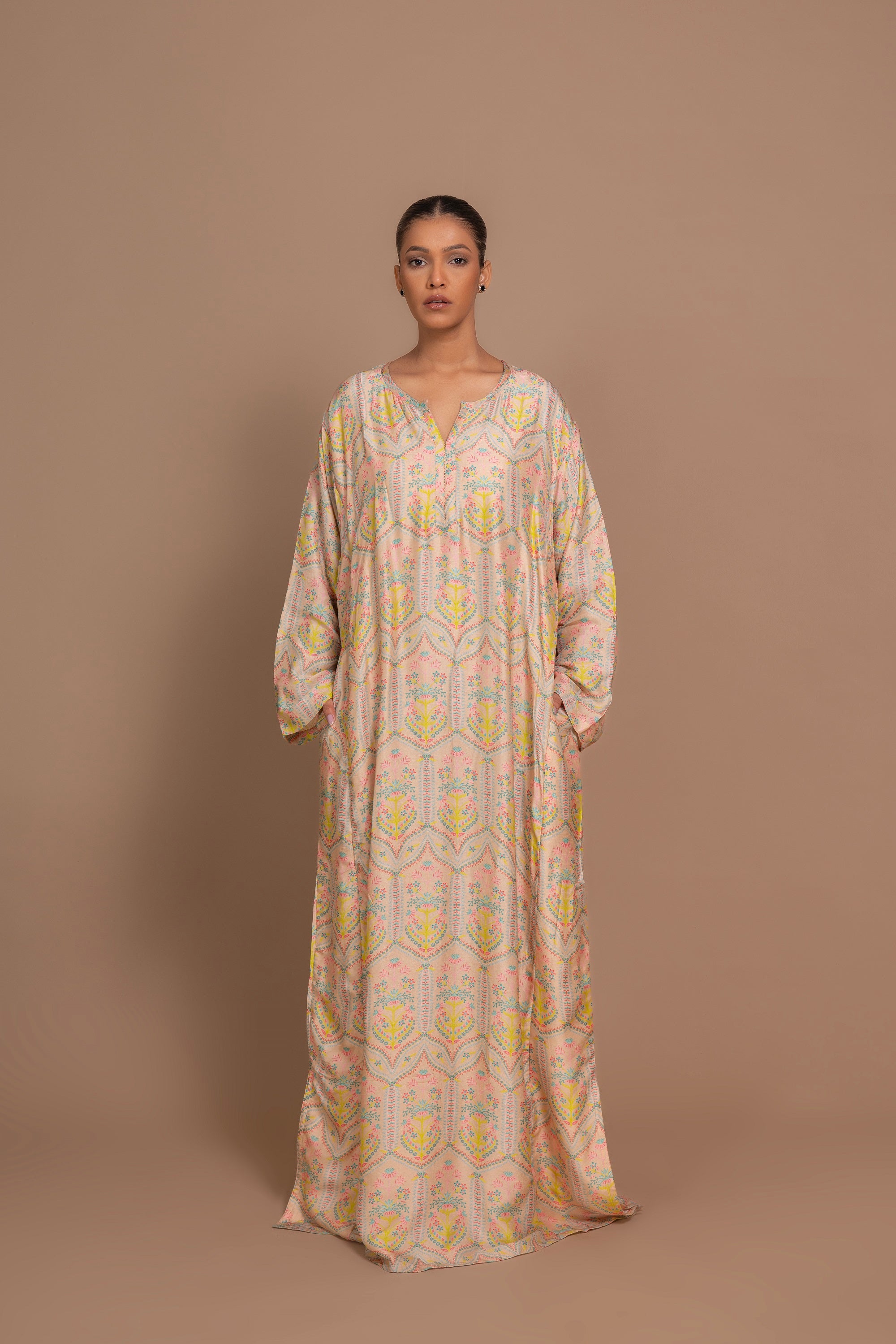 5 LOOSE KAFTAN 10C PERSIAN