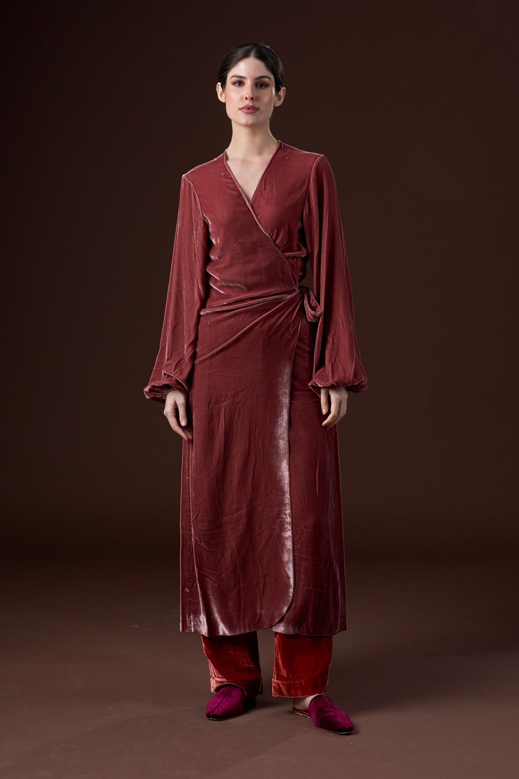 SILK VELVET BISHT WITH PANTS