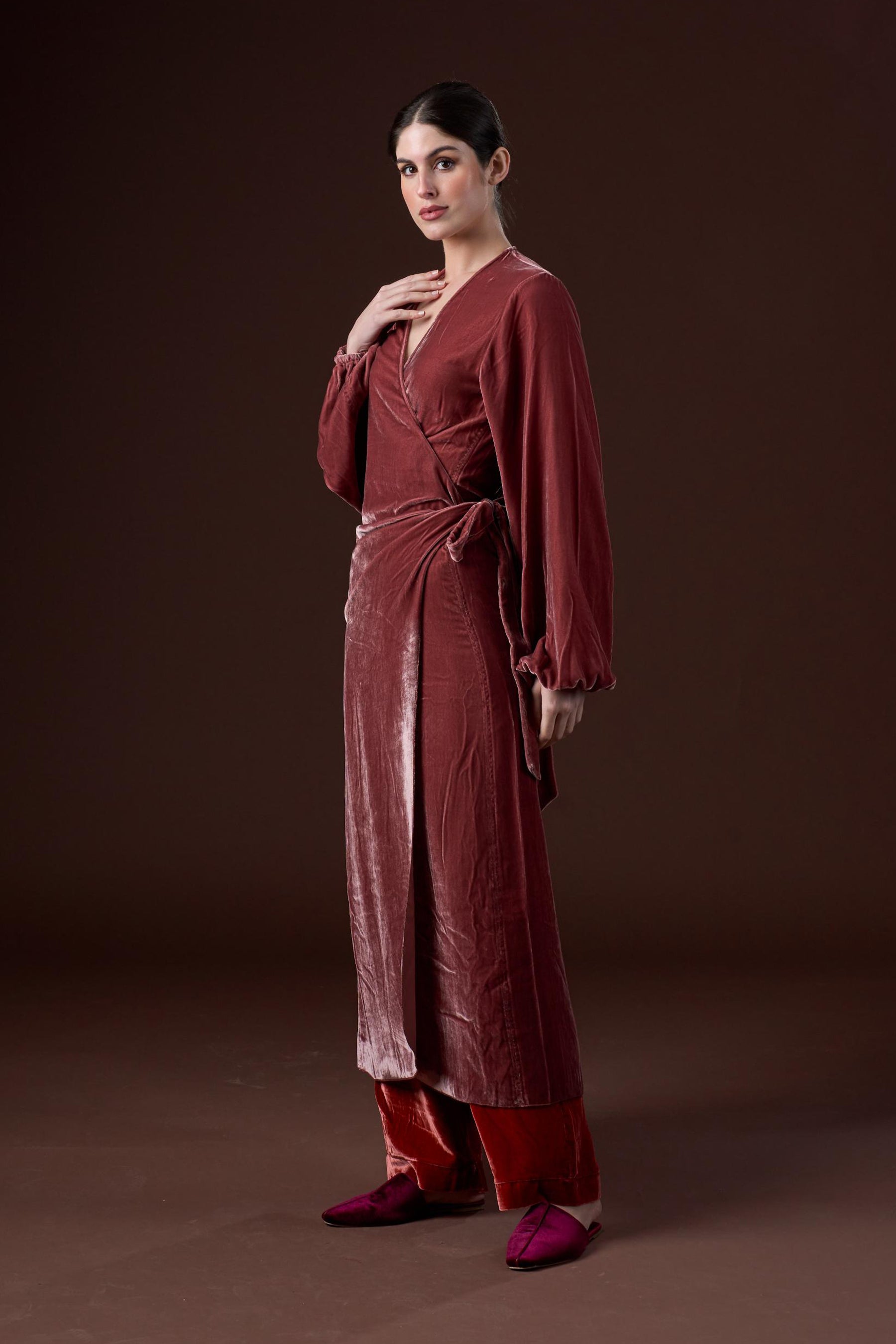 SILK VELVET BISHT WITH PANTS