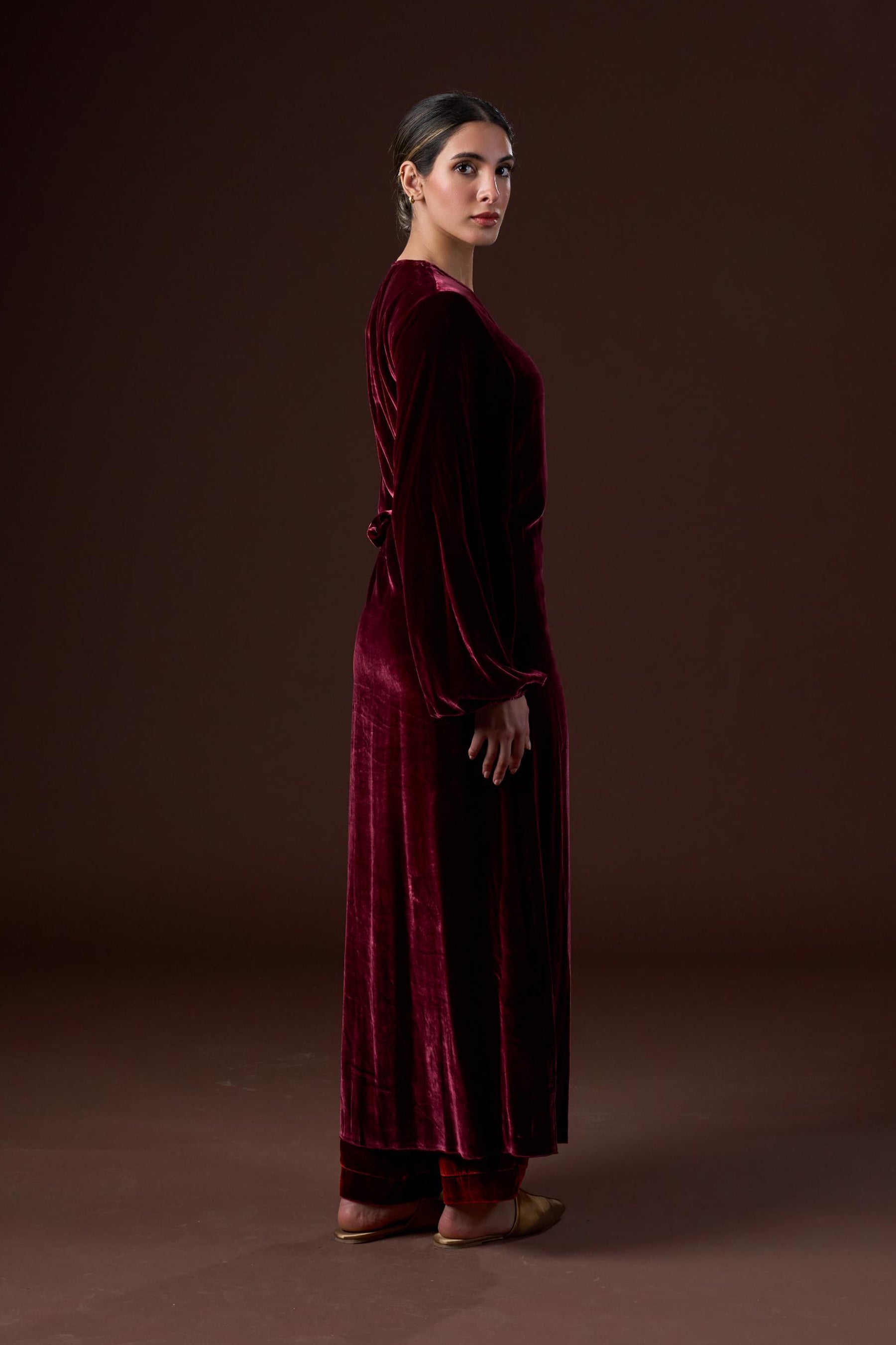 SILK VELVET BISHT WITH PANTS