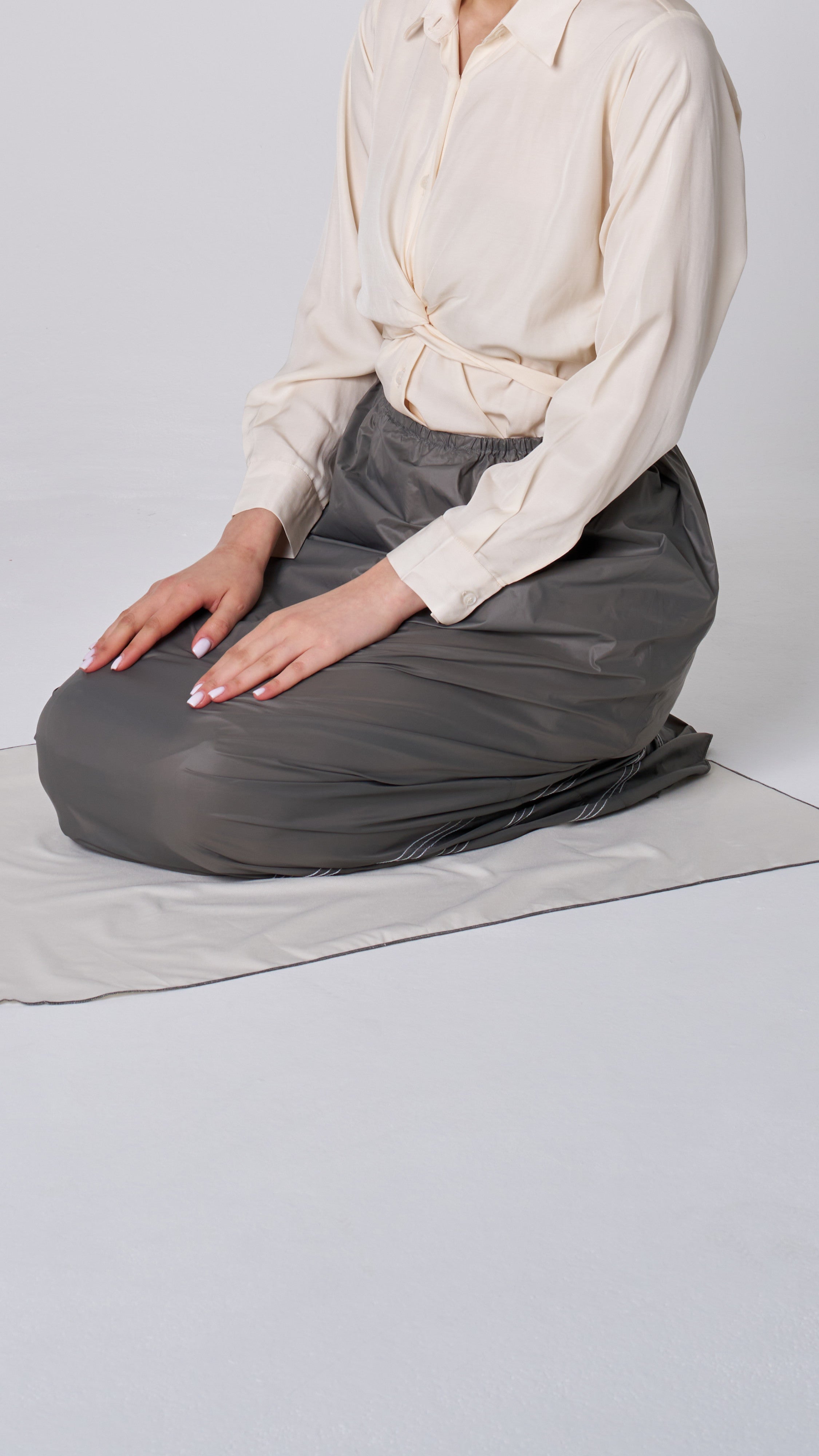 WATERPROOF SKIRT SET FOR WOMEN