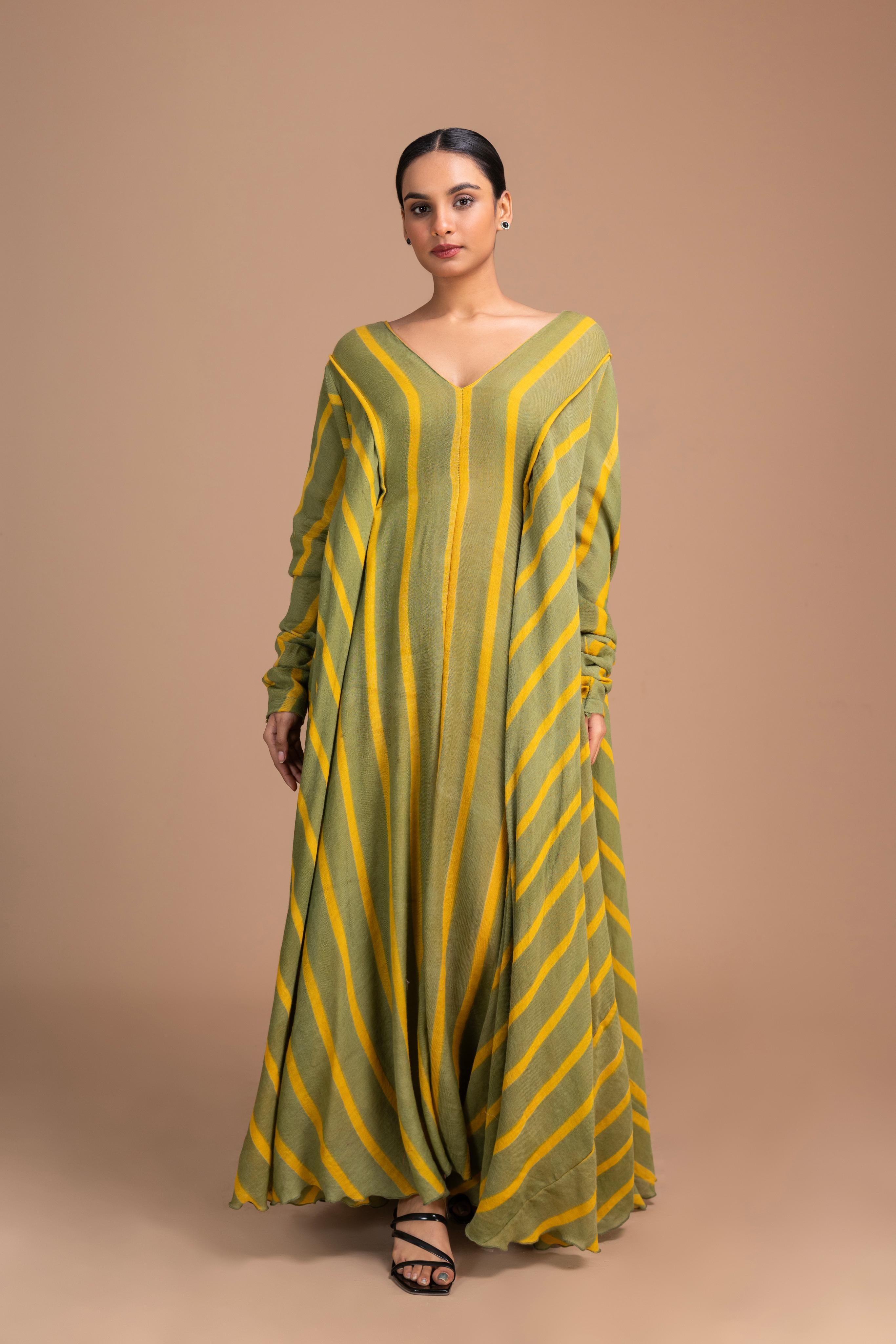 WOOL 1VNECK GREEN STRIPES PERSIAN