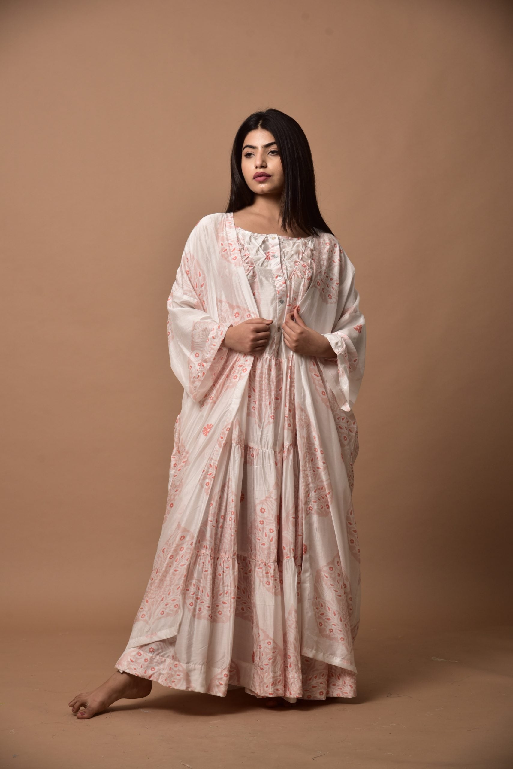 SILK TIER WITH BISHT PINK ALOCASIA