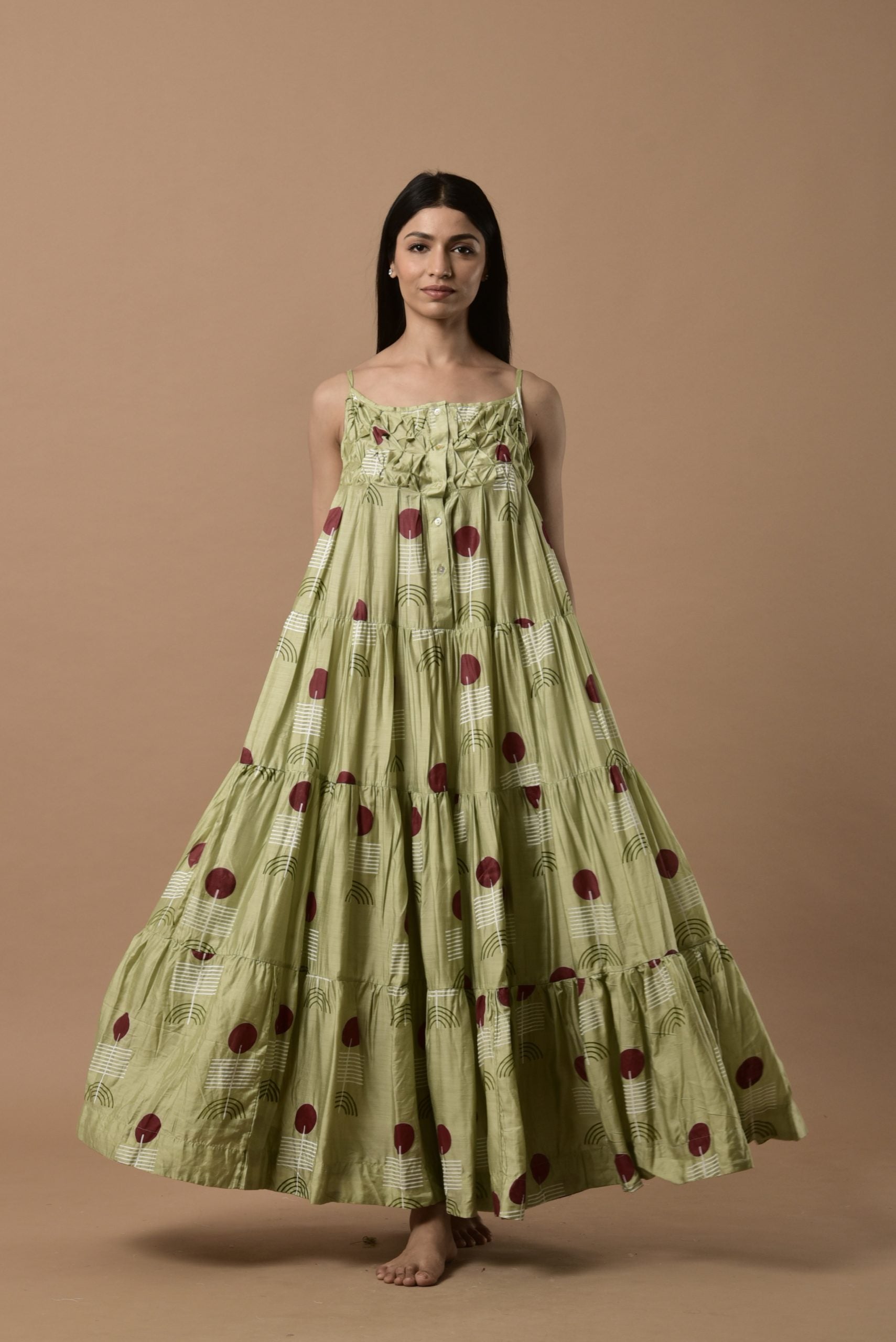 Silk Tier With Bisht Red Trendy Shape