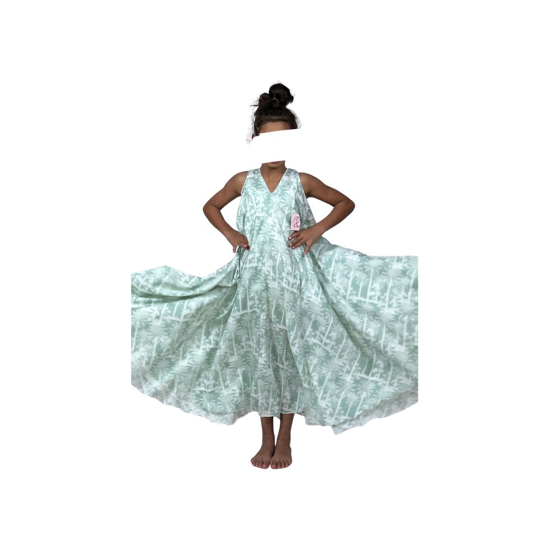 Kids 1- Vneck SLEEVELESS 10 B